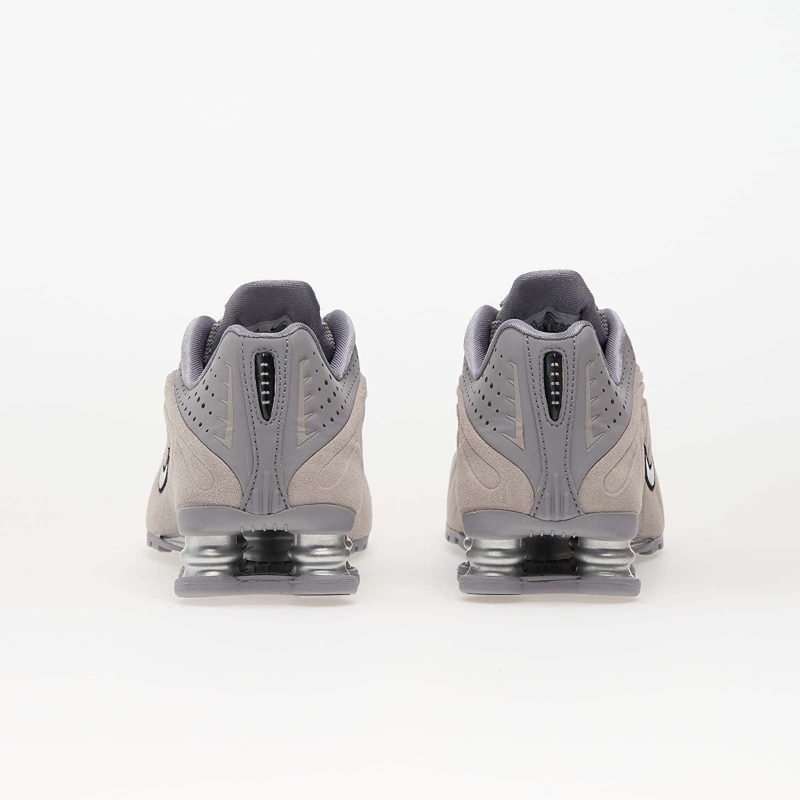 Sneakers und Schuhe für Frauen Nike W Shox R4 Cement Grey/ Black-College Grey-Mtlc Silver