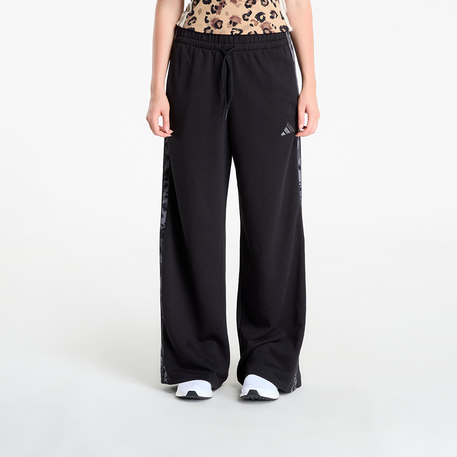 Sweatpants adidas Animal Print 3-Stripes Open Hem Pants Black/ Multicolor S