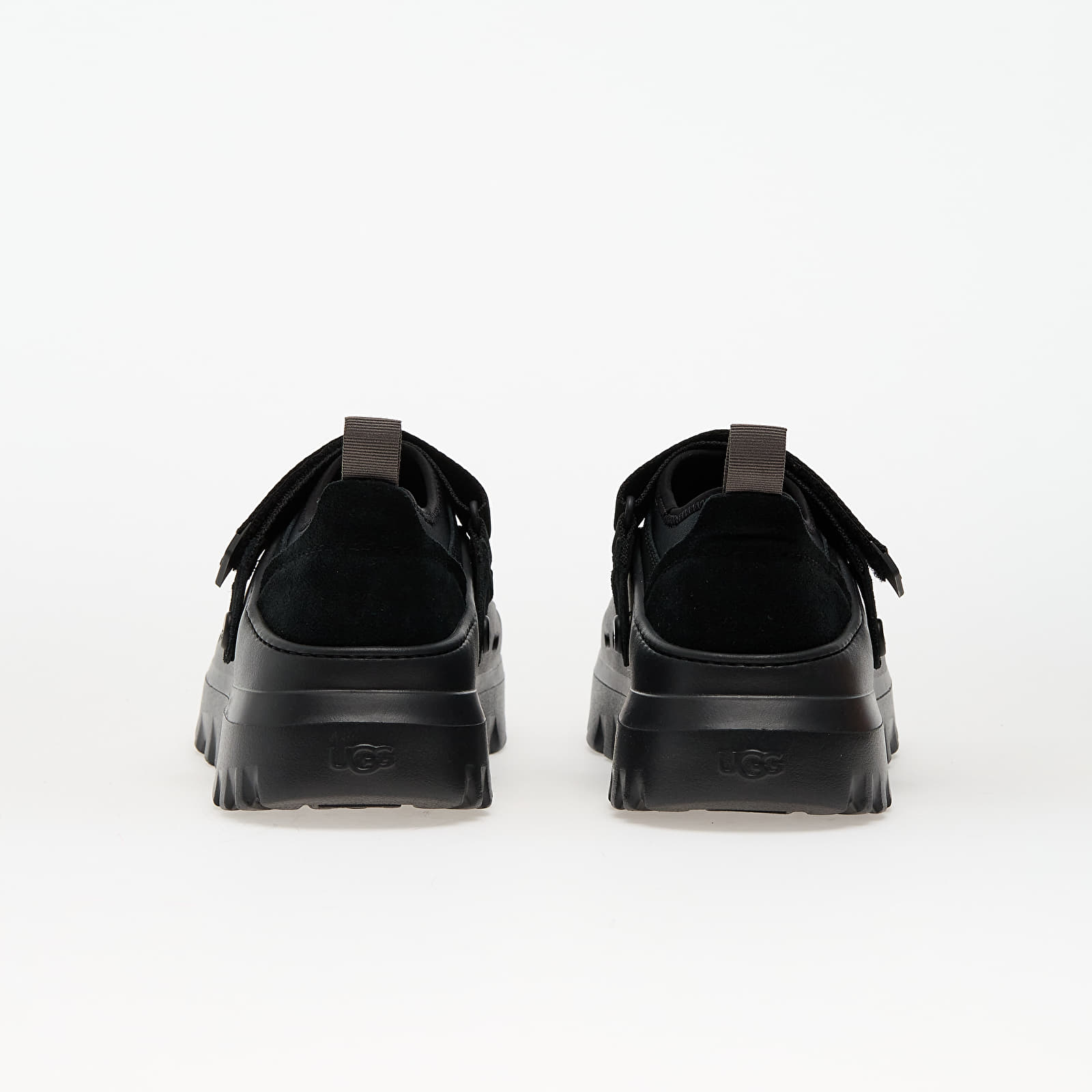 Turnschuhe und Schuhe für Männer UGG M Peakmod Lowcut Black/ Black