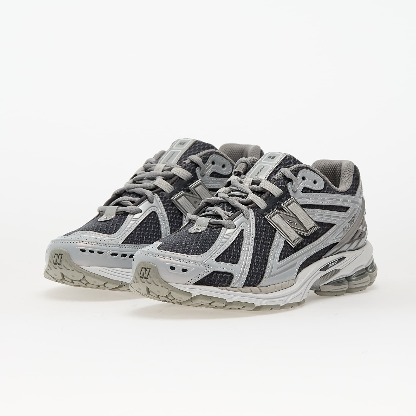 Men's sneakers and shoes New Balance 1906 White