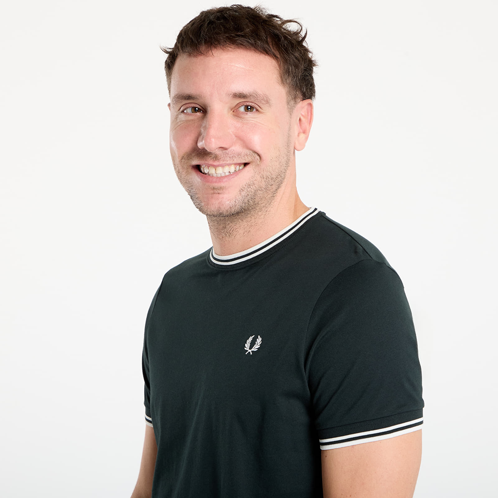 Tricouri bărbați FRED PERRY Twin Tipped T-Shirt Night Green/ Snow White