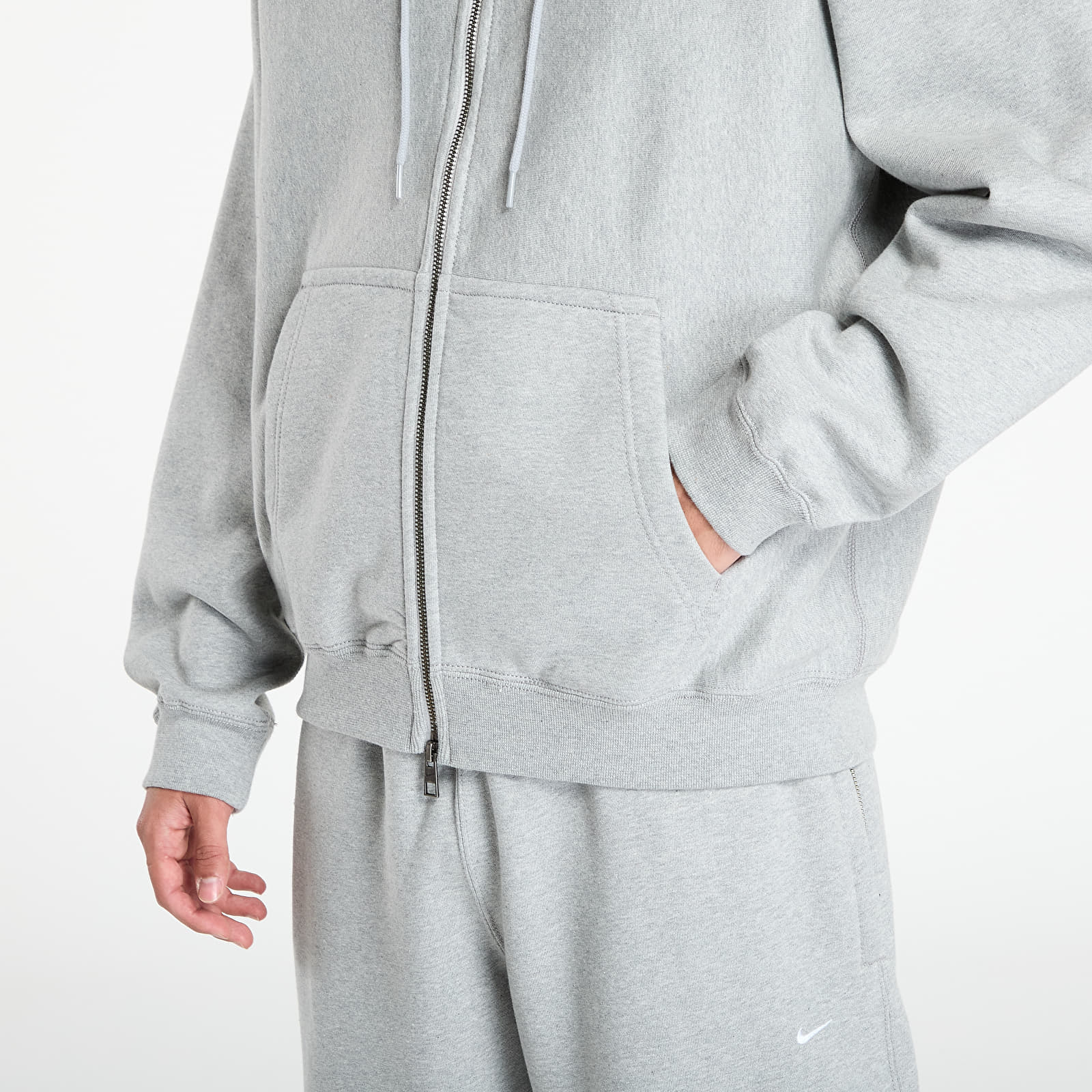 Herren-Sweatshirts Nike Solo Swoosh Men's Full-Zip Fleece Hoodie Dk Grey Heather/ Lt Smoke Grey/ White