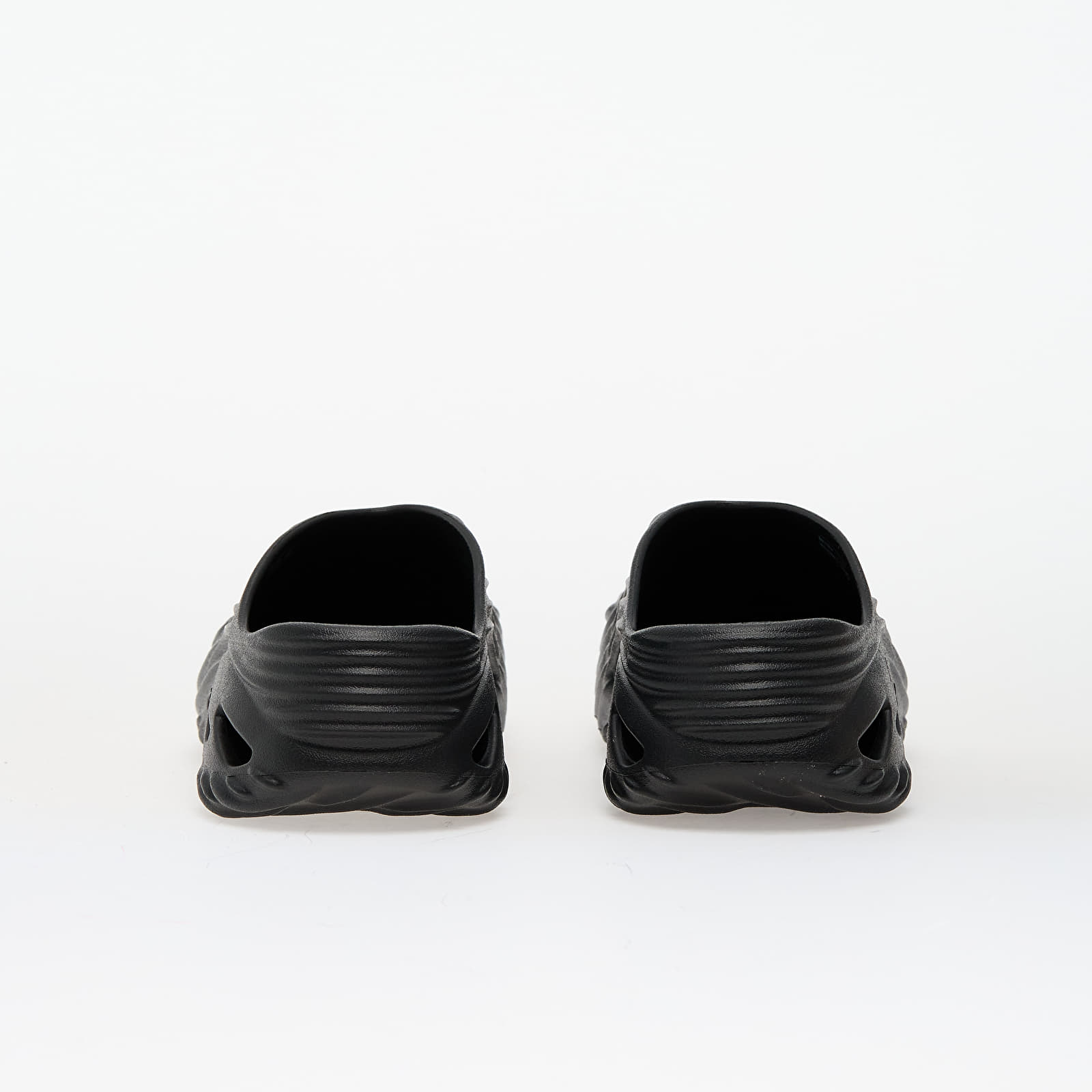 Men's sneakers and shoes Crocs Echo Wave Black/ Black