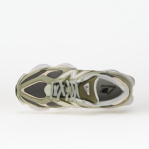 New Balance 9060 Garter Snake | Queens