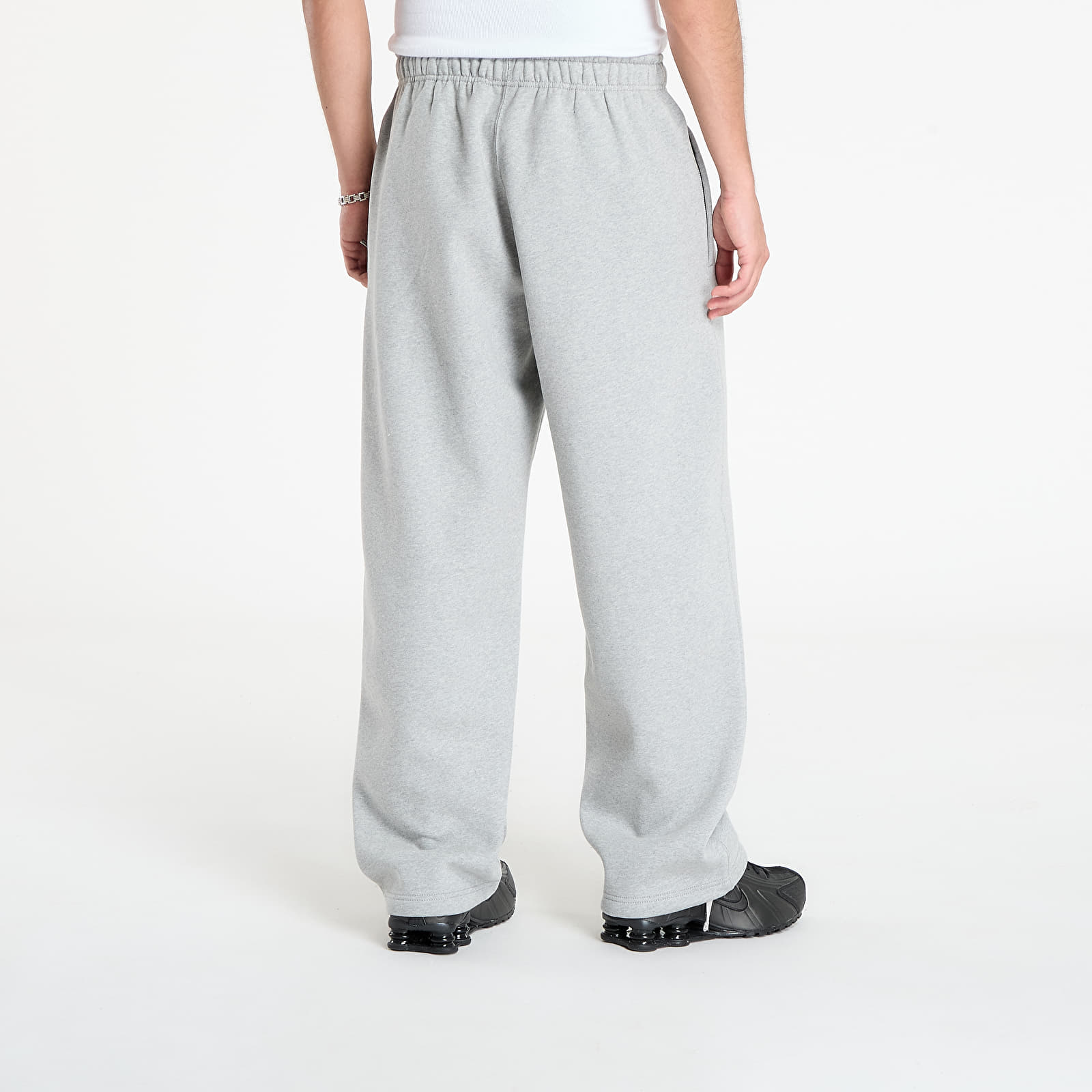 Men's sweatpants Nike Solo Swoosh Men's Fleece Open-Hem Pants Dk Grey Heather/ Lt Smoke Grey/ White