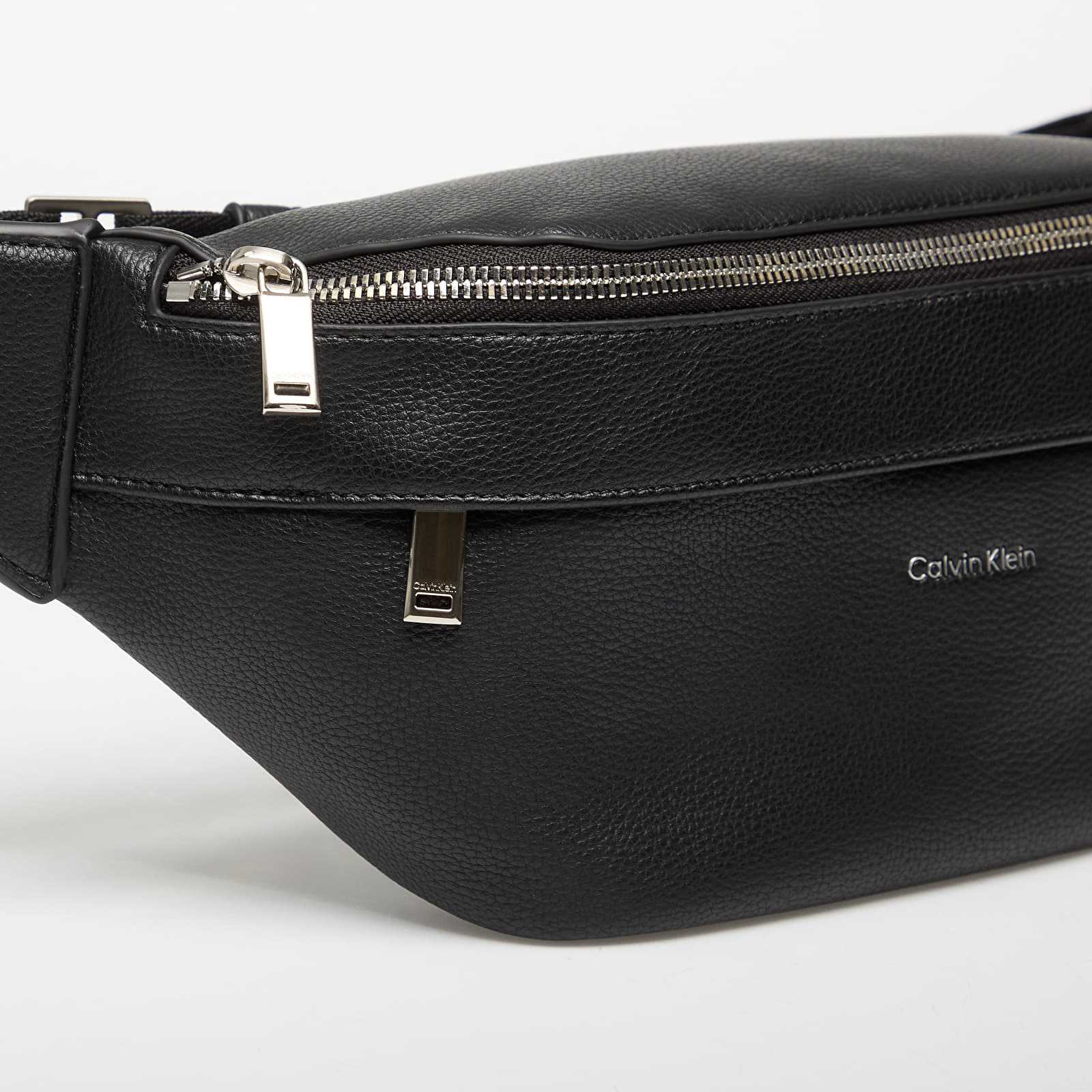 Nierenhosen für Männer Calvin Klein Raised Waistbag Black