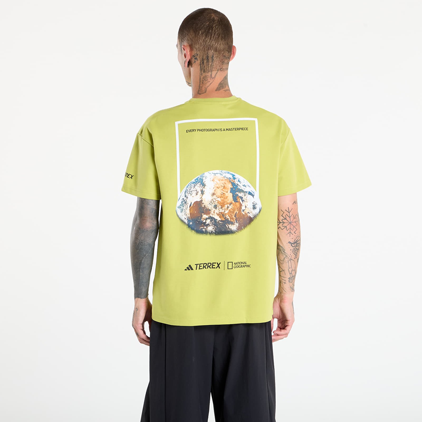 Men's T-shirts adidas Terrex National Geographic Graphic Short Sleeve T-Shirt Preloved Lime