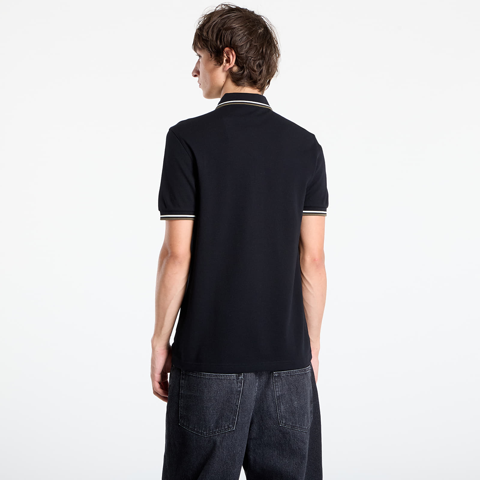 T-shirts FRED PERRY Twin Tipped Fred Perry Shirt UNISEX Blk/ Ecr/ Lrlwgren