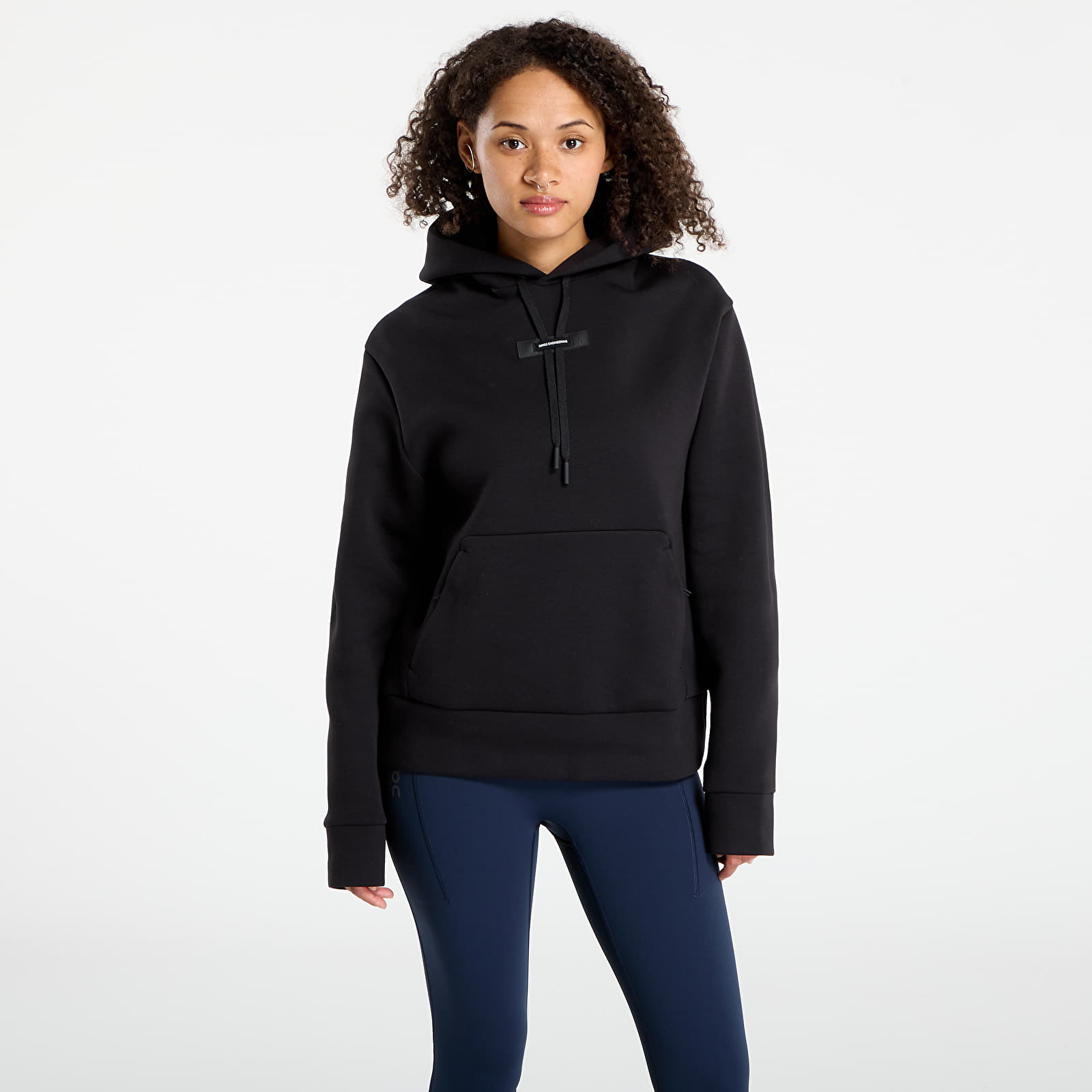 Hanorace pentru femei On Focus Tech Hoodie Black