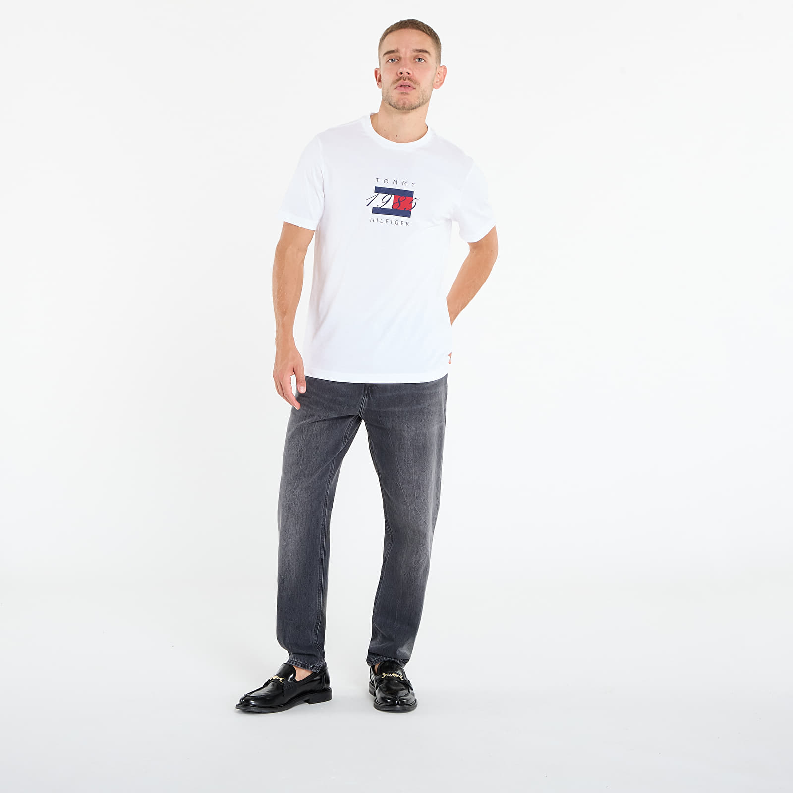 Camisetas Tommy Hilfiger Linear Flag Graphic Tee White