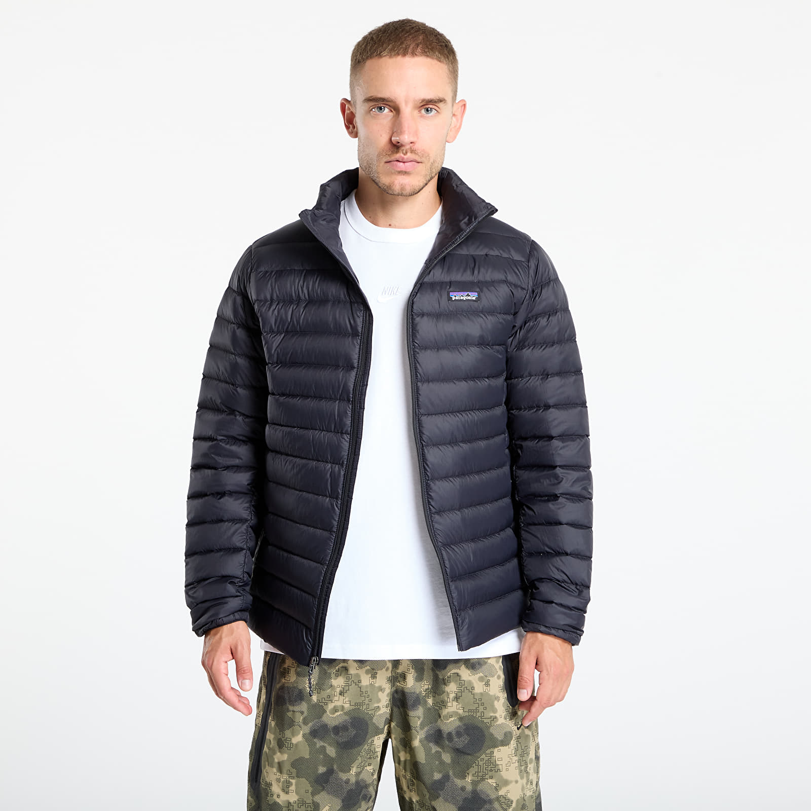 Jackets Pataognia M's Down Sweater Black