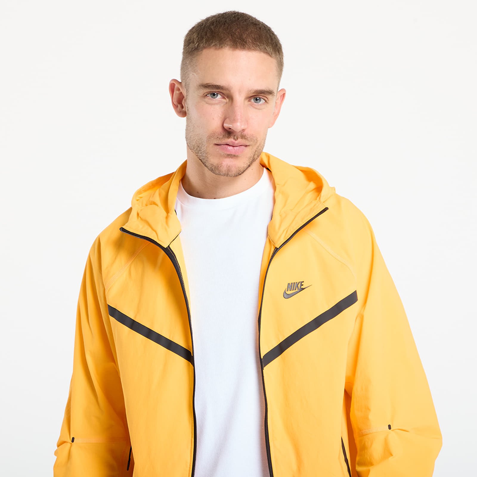 Ανδρικά σακάκια Nike Tech Men's Woven Full-Zip Windrunner Jacket Sundial