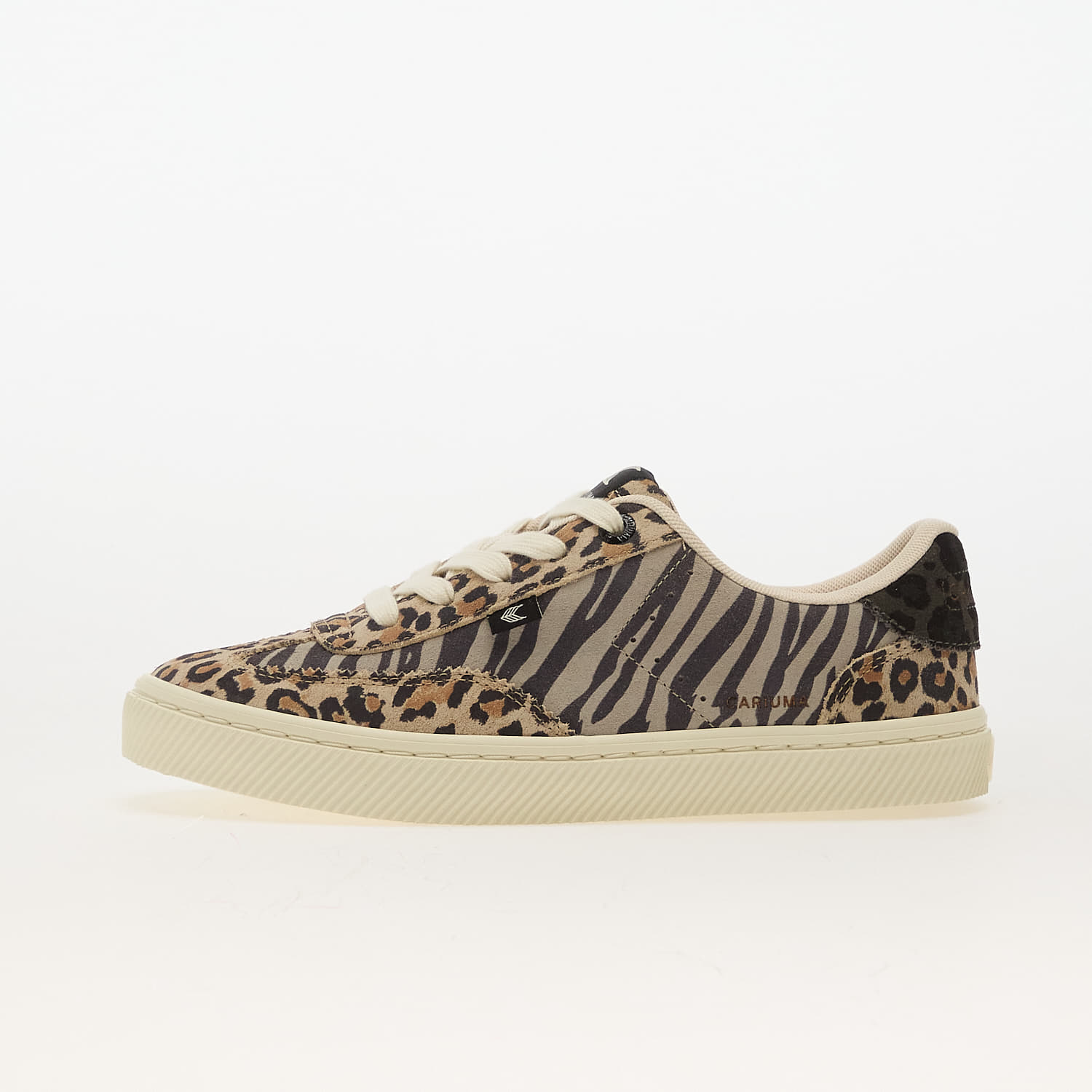 Women's sneakers and shoes Cariuma W Toca Leopard Print