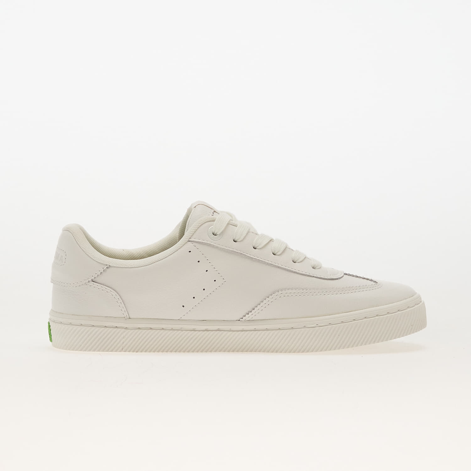 Men's sneakers and shoes Cariuma M Toca White