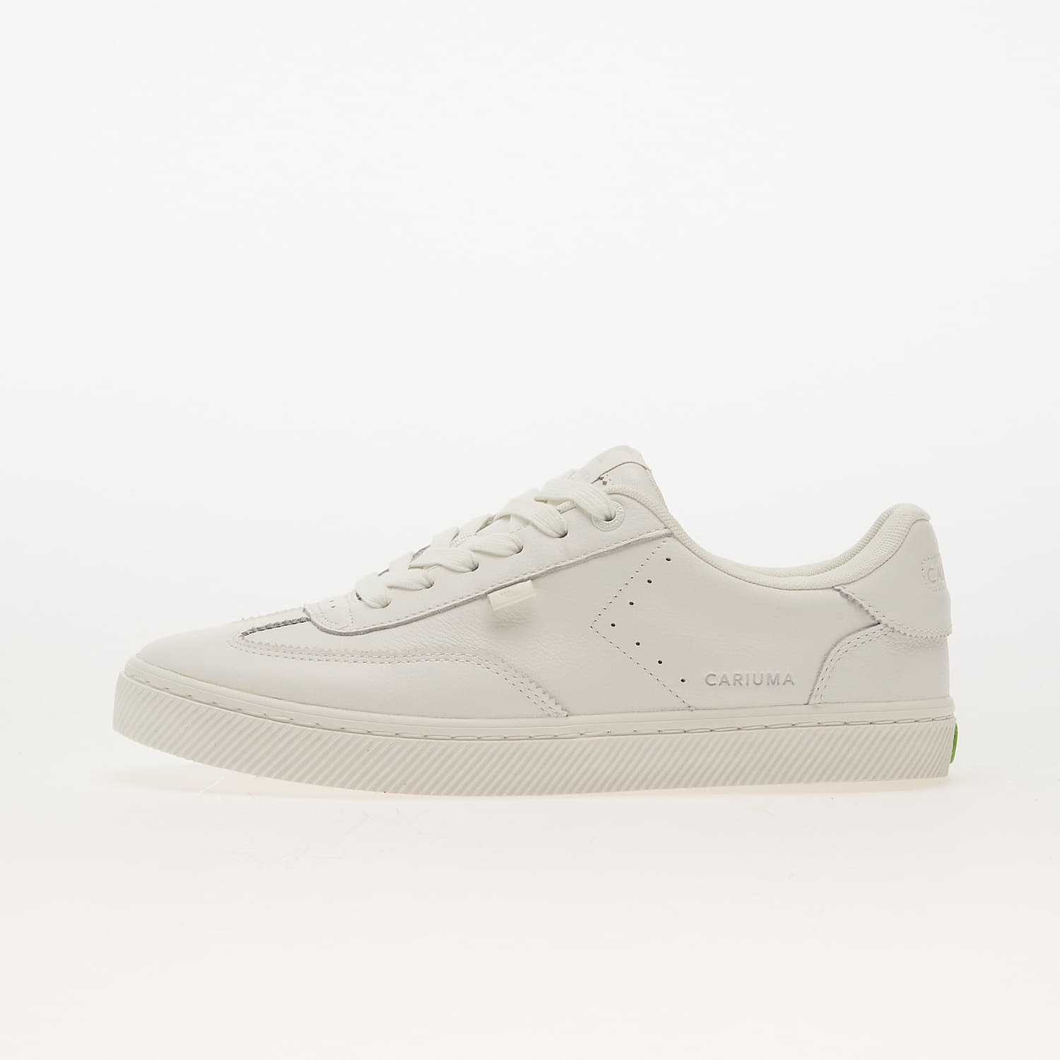 Women's sneakers and shoes Cariuma W Toca White
