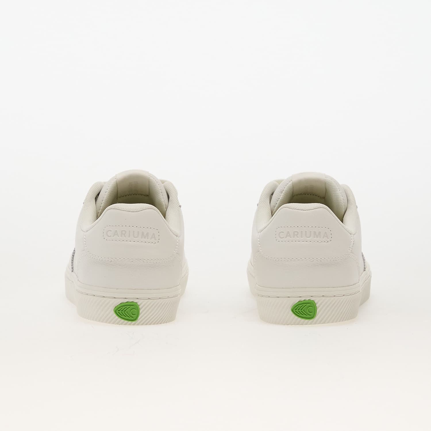 Women's sneakers and shoes Cariuma W Toca White