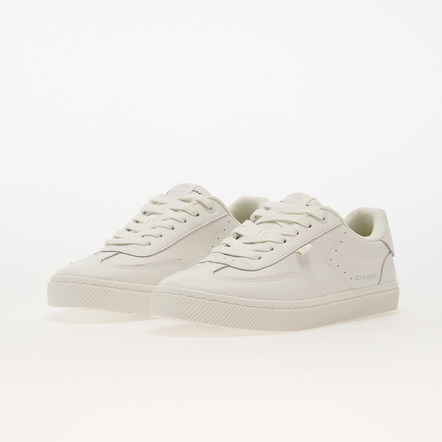 Women's sneakers and shoes Cariuma W Toca White