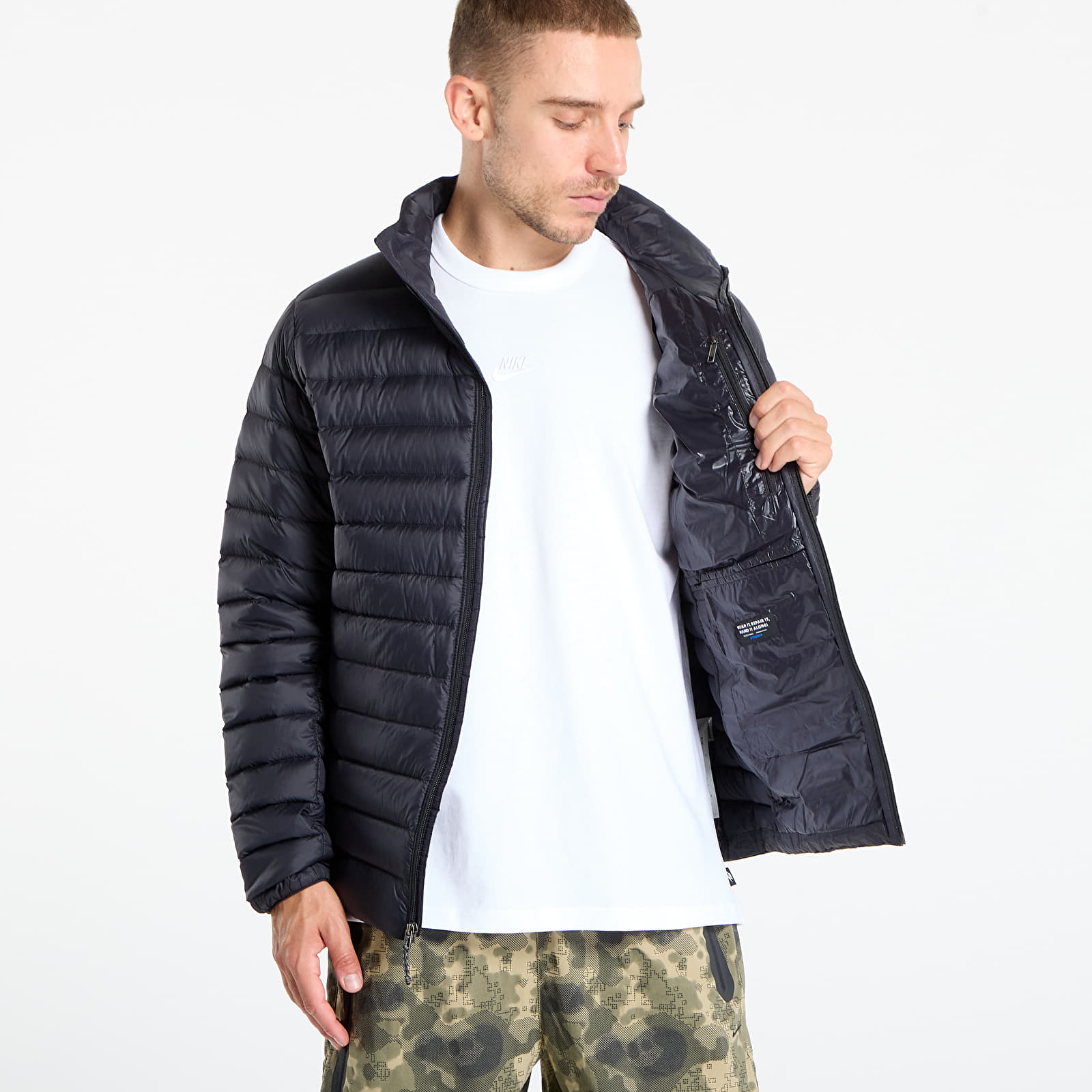 Jackets Pataognia M's Down Sweater Black