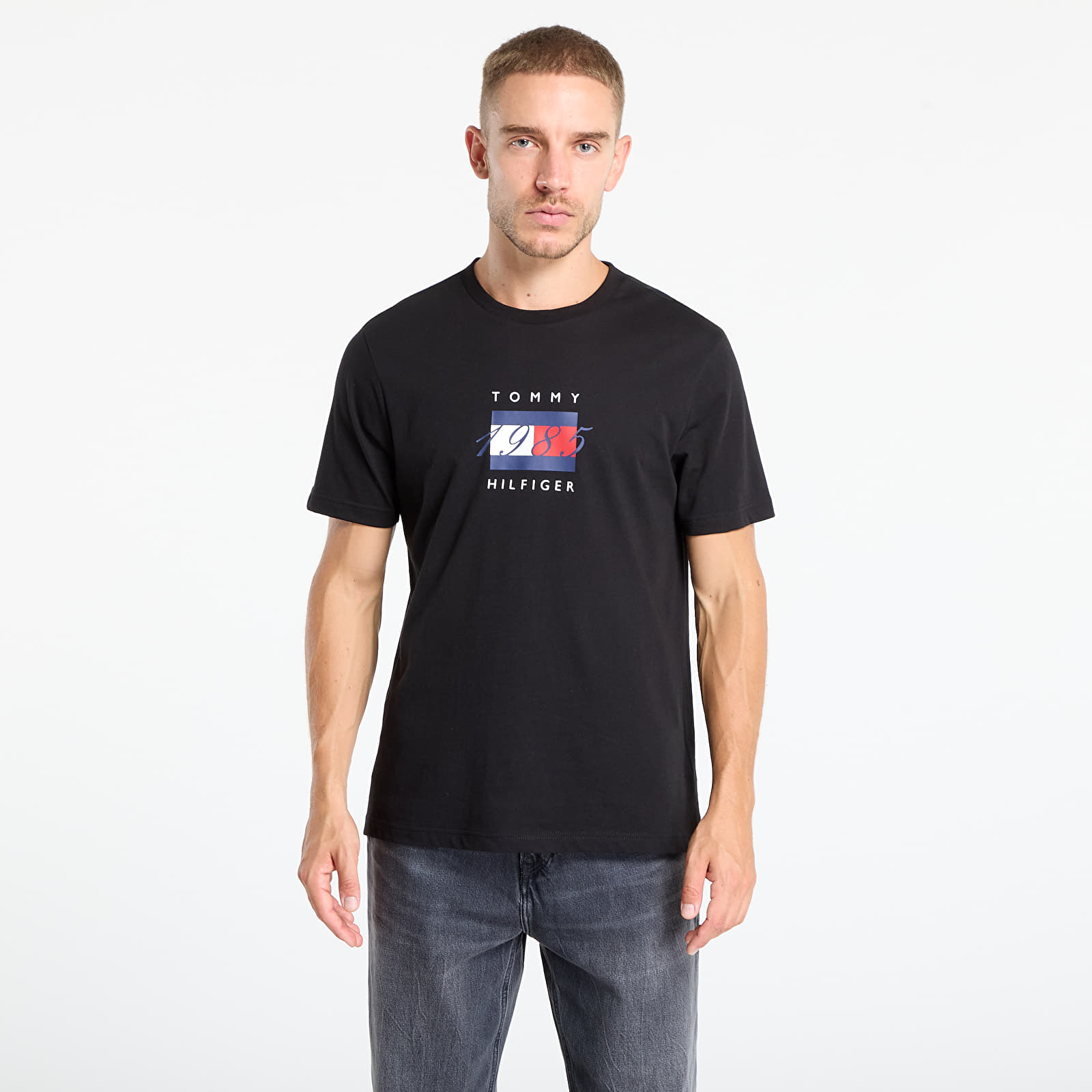 T-shirts Tommy Hilfiger Linear Flag Graphic Tee Black