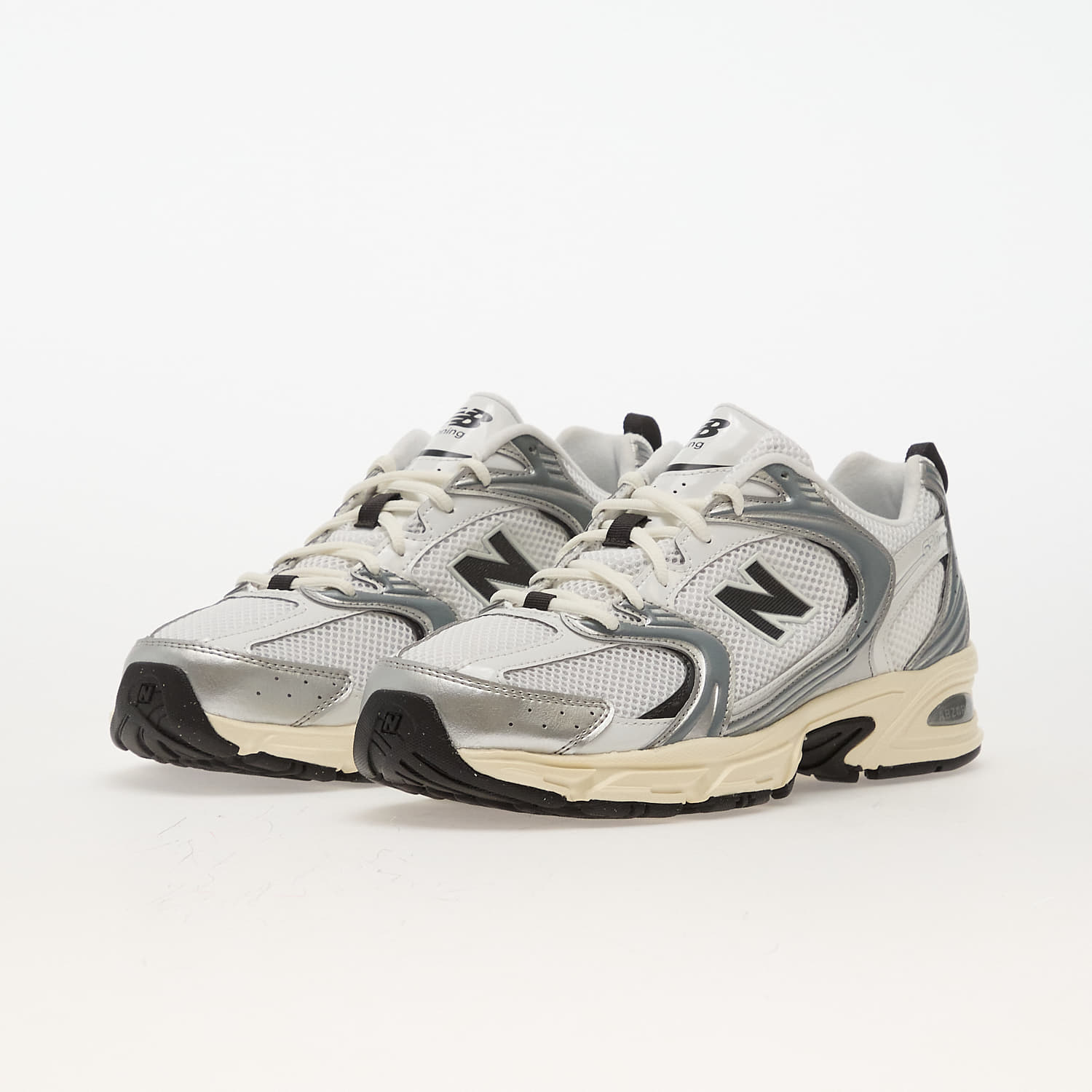 Sneakers og sko til mænd New Balance 530 Silver Metallic