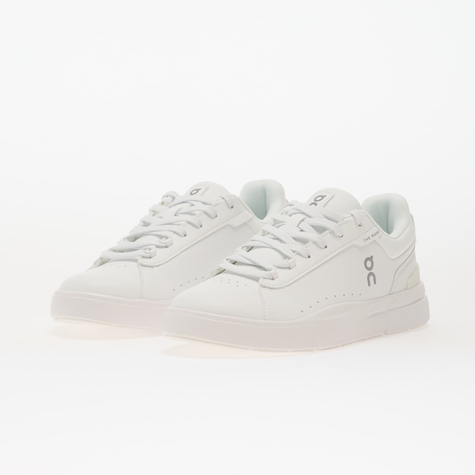 Women's sneakers and shoes On W The Roger Advantage White/ White