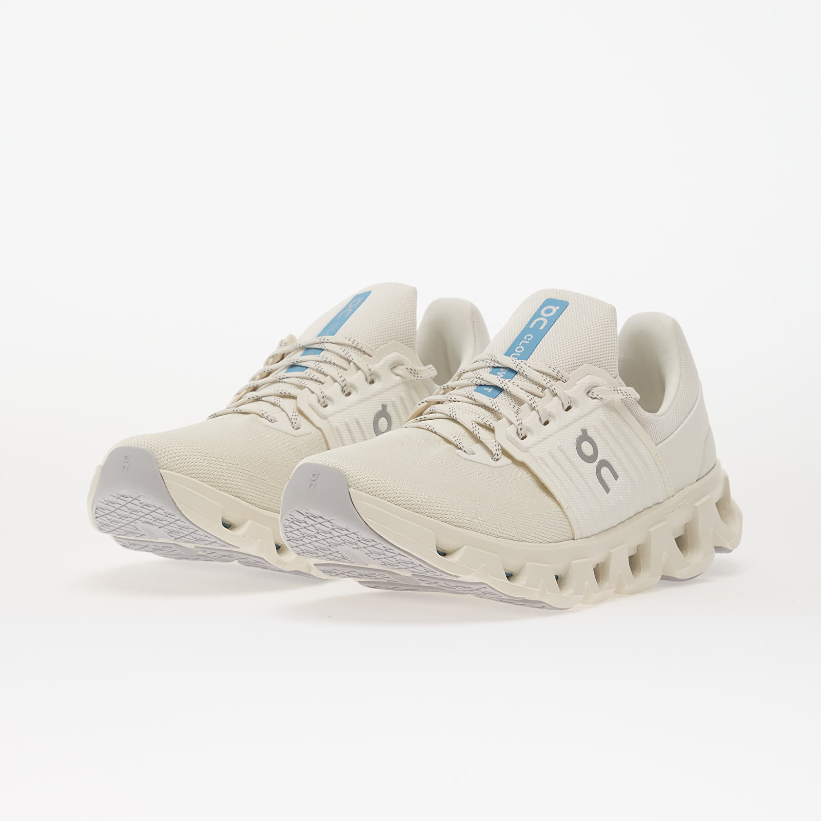 Men's sneakers and shoes On M Cloudswift 4 Ad Ivory/ Ivory