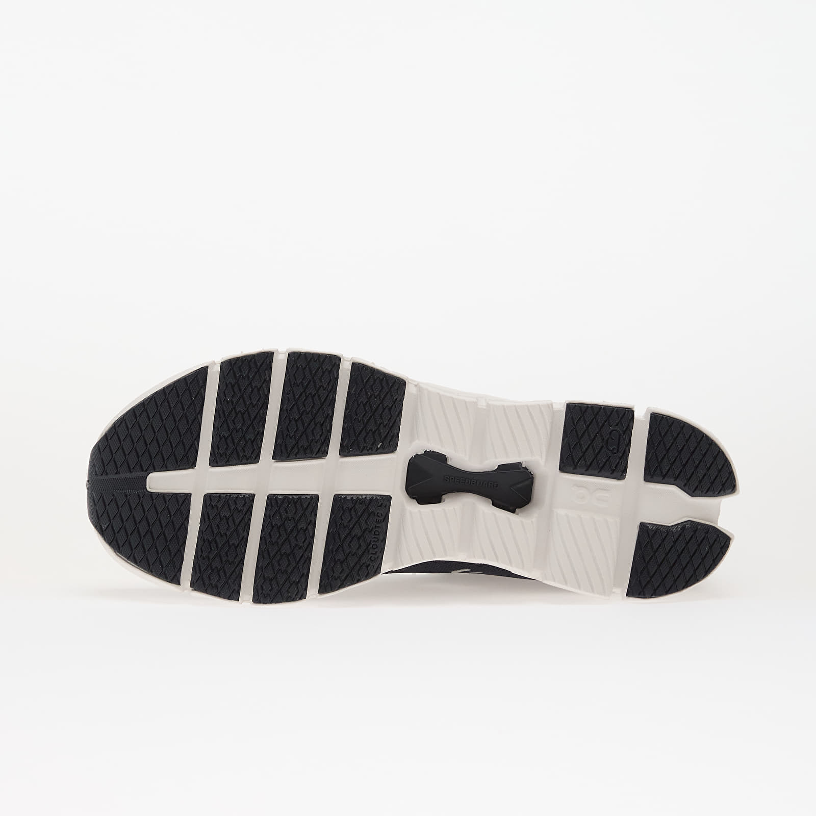 On Sneakers On M Cloud X 4 Ink/ Ivory EUR 45 - 2