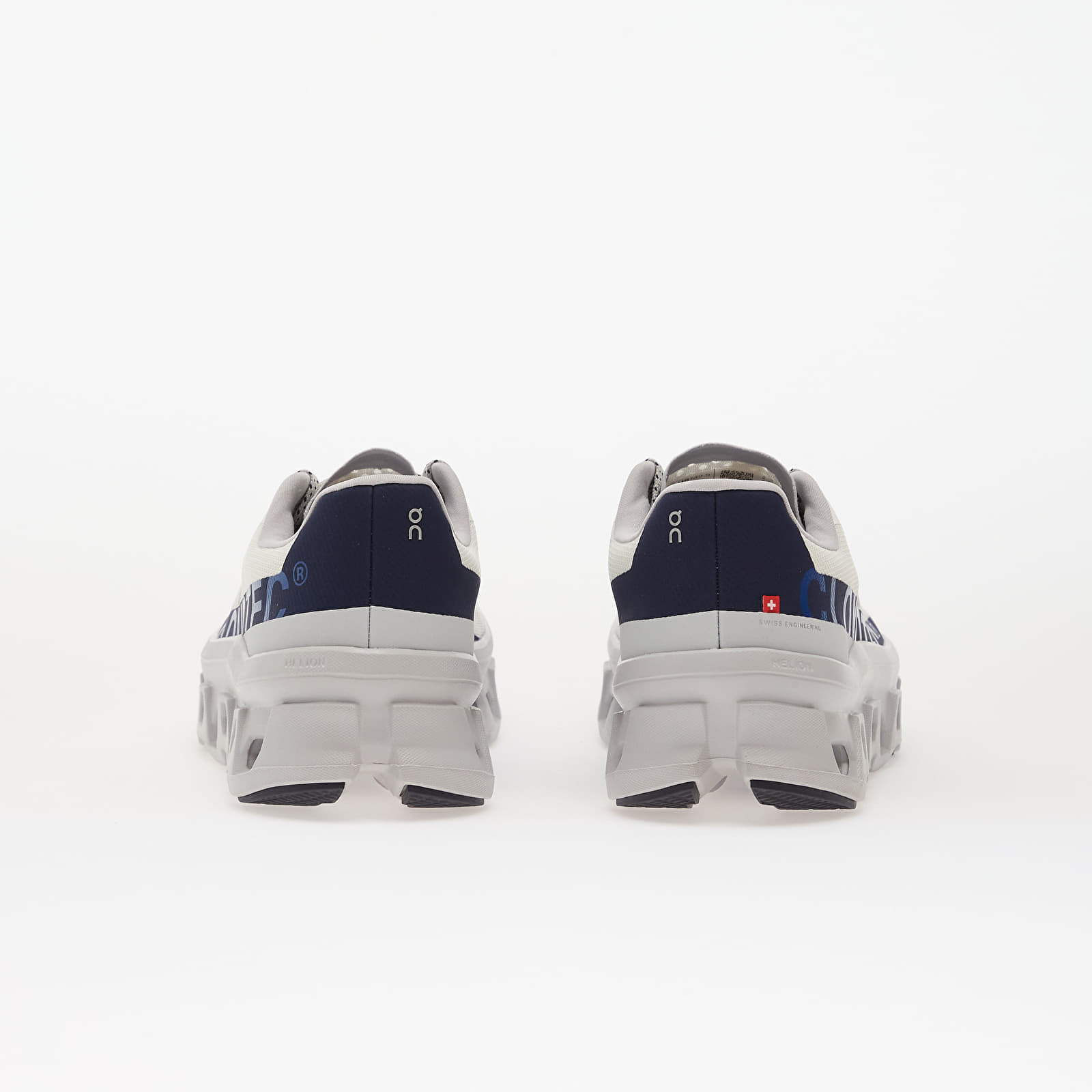 On Sneakers On M Cloudmonster Ivory/ Midnight EUR 46 - 5