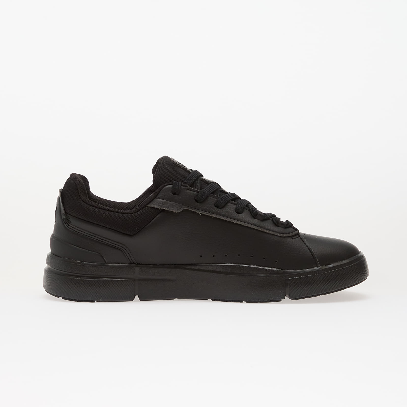 Women's sneakers and shoes On W The Roger Advantage Black/ Black