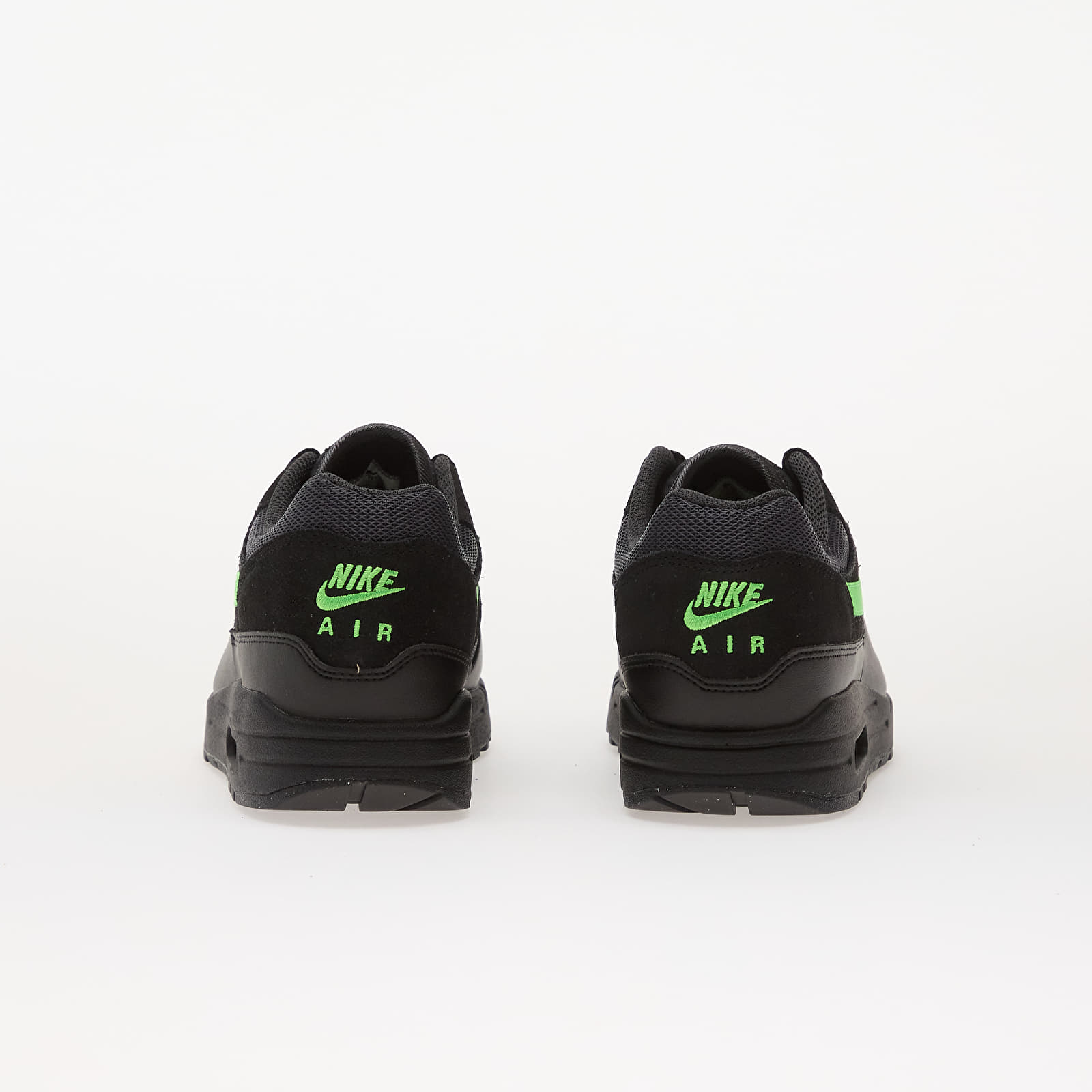 Ανδρικά παπούτσια Nike Air Max 1 Ess Anthracite/ Green Strike-Black
