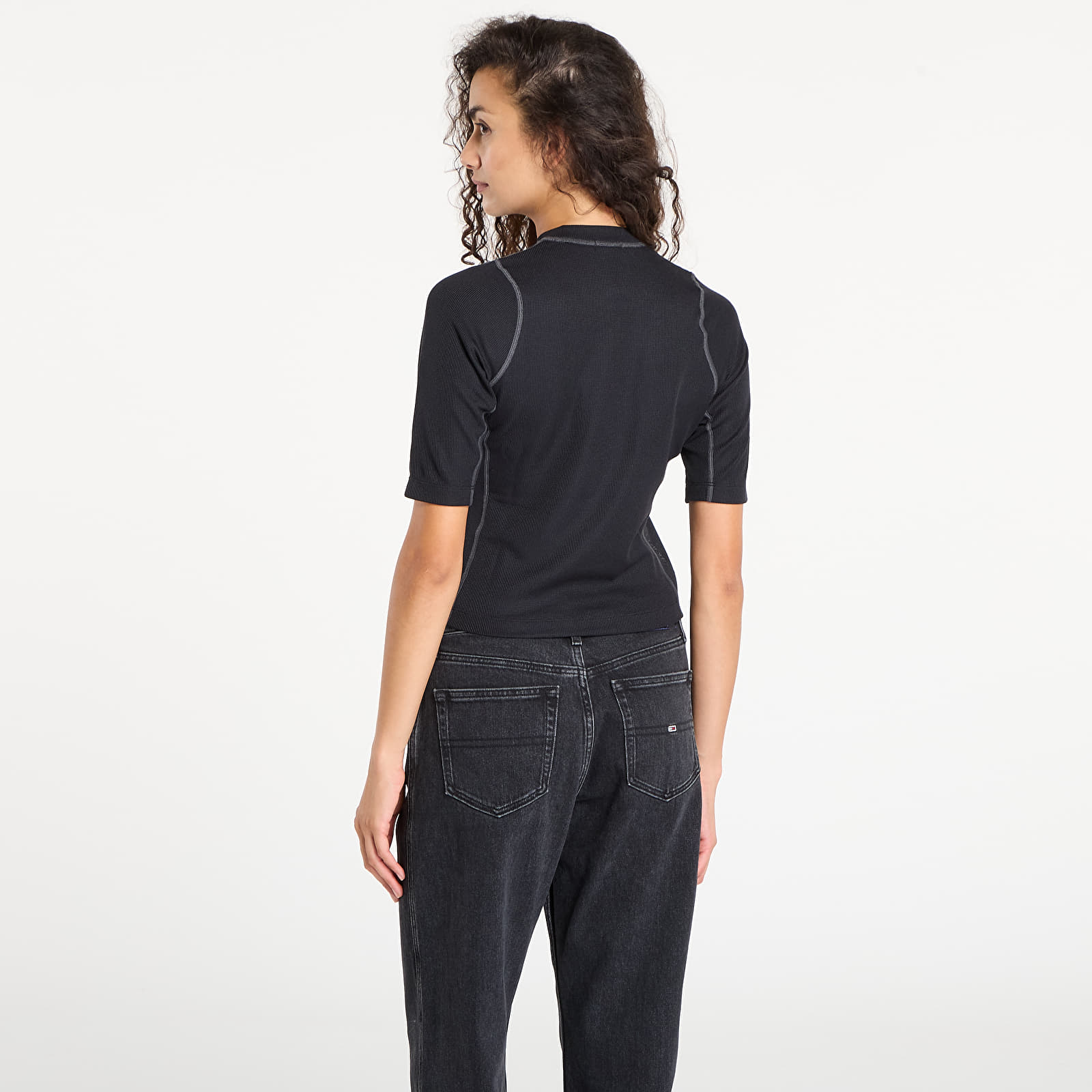 Tops Nike ACG "Chinati" Women's Dri-FIT ADV UV Protection Base Layer Black/ Anthracite/ Anthracite/ Summit White