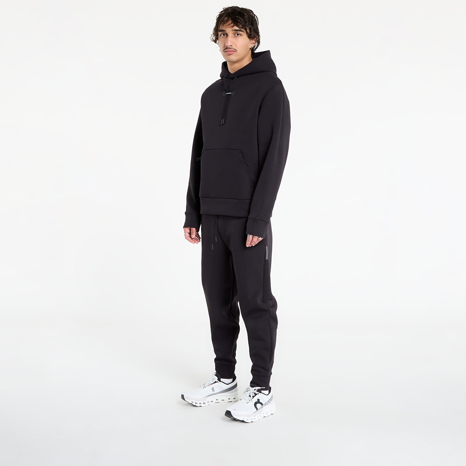 Camisolas de homem On Focus Tech Hoodie Black
