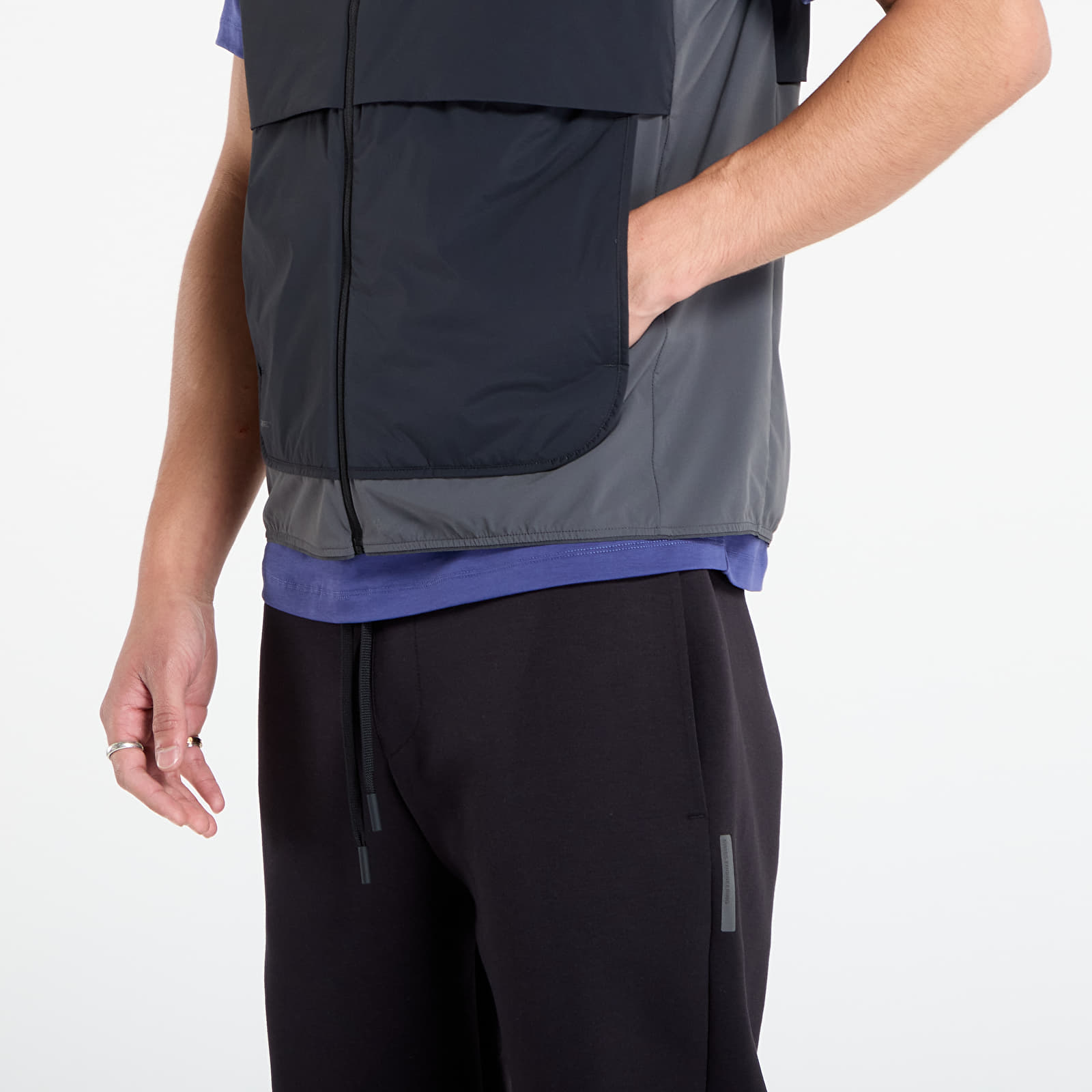 Ανδρικά γιλέκα On Weather Vest Black/ Eclipse