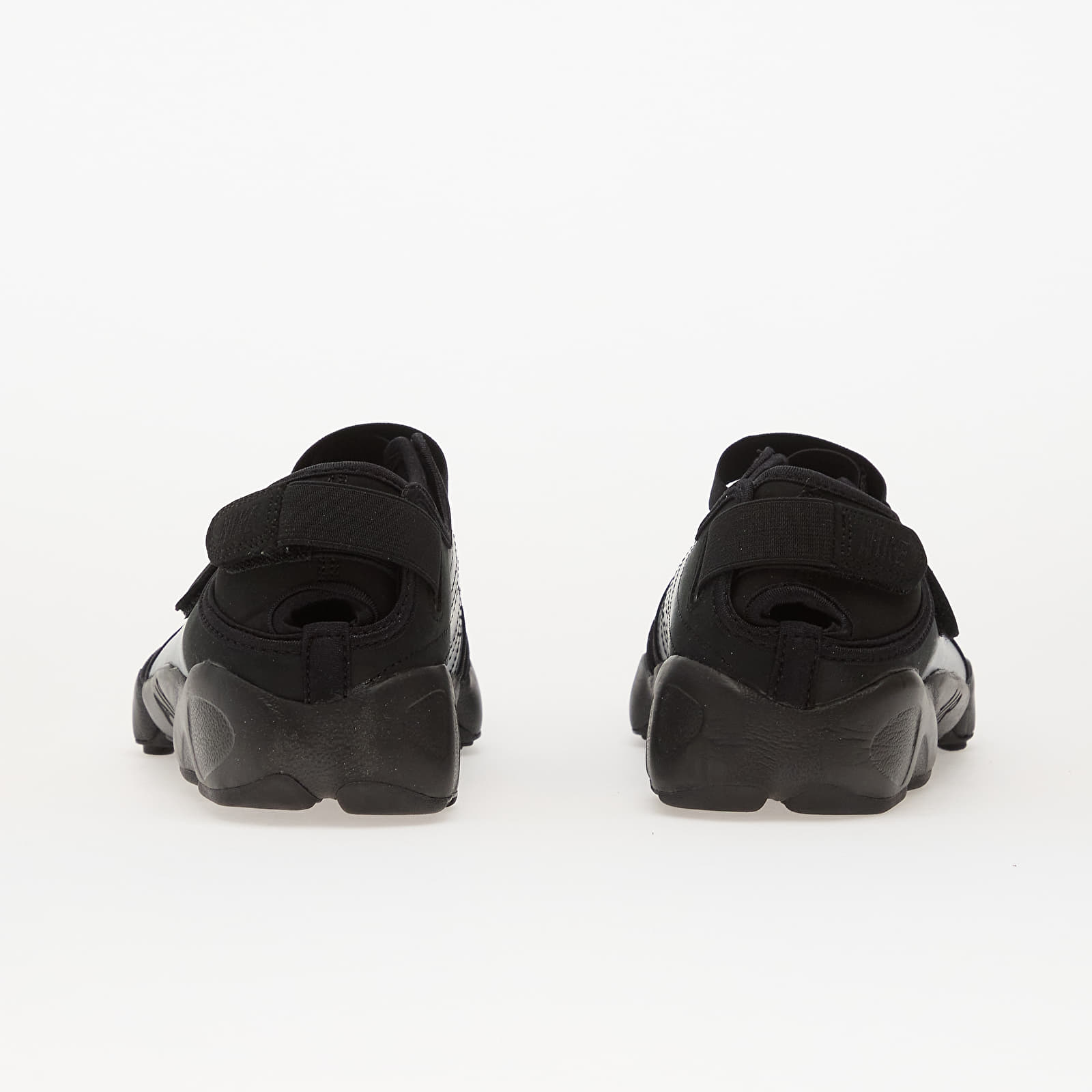 Women's sneakers and shoes Nike Wmns Air Rift Ltr Mtlc Silver/ Black
