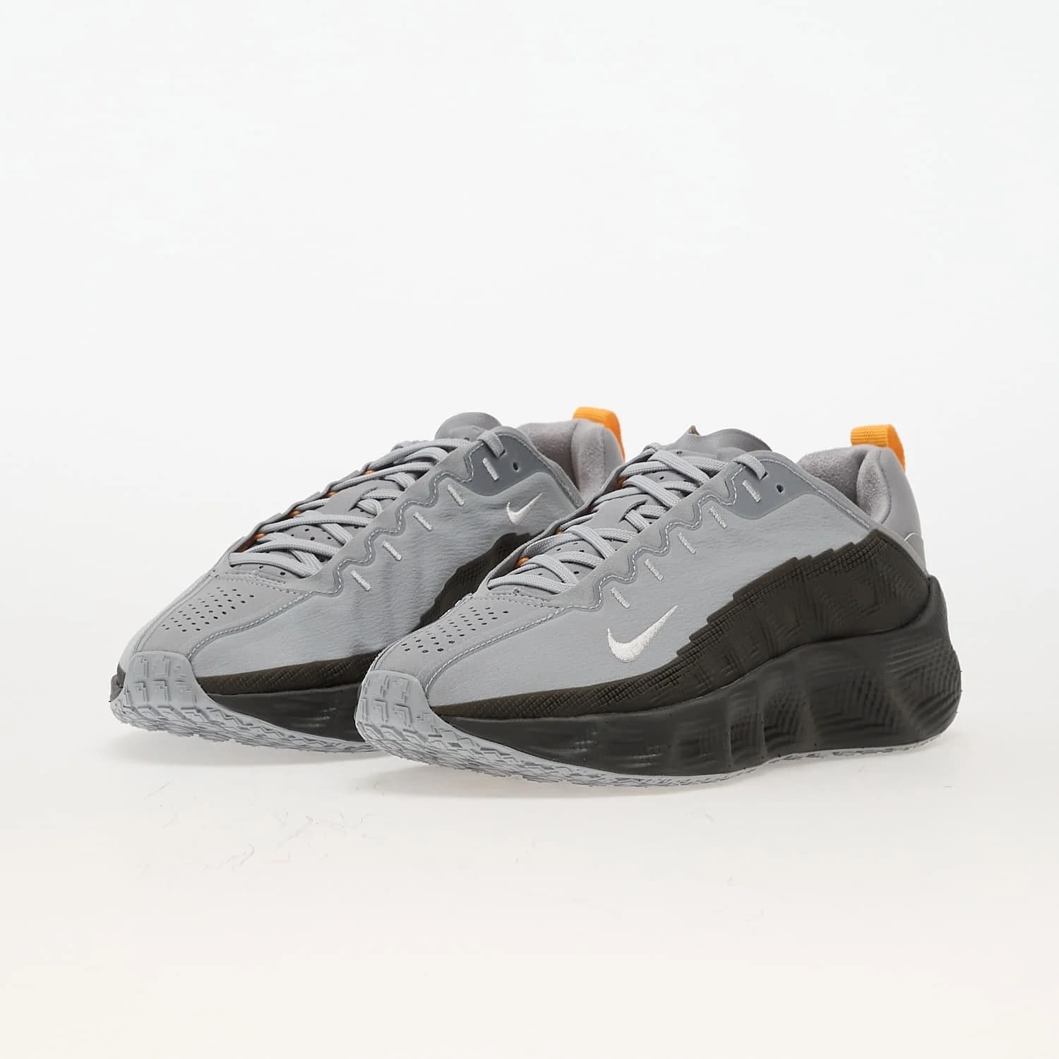 Men's sneakers and shoes Nike Ava Rover Wolf Grey/ Vast Grey-Charred Grey-Sundial-Charred Grey