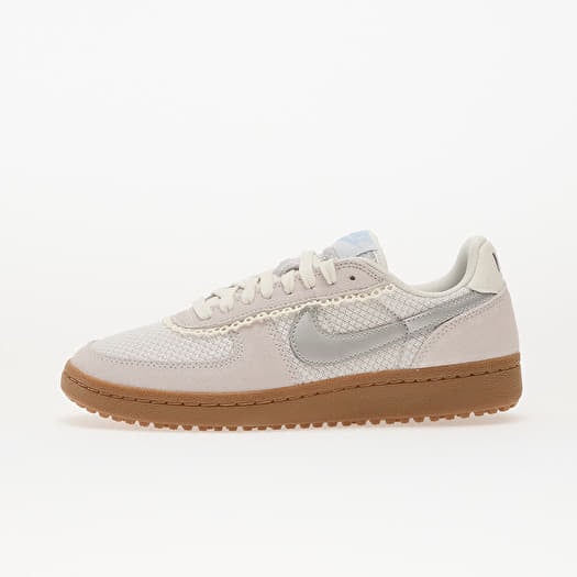 Nike Wmns Field General Platinum Tint/ Mtlc Silver-Vast Grey-Gum Med Brown-Sail-Celestine Blue