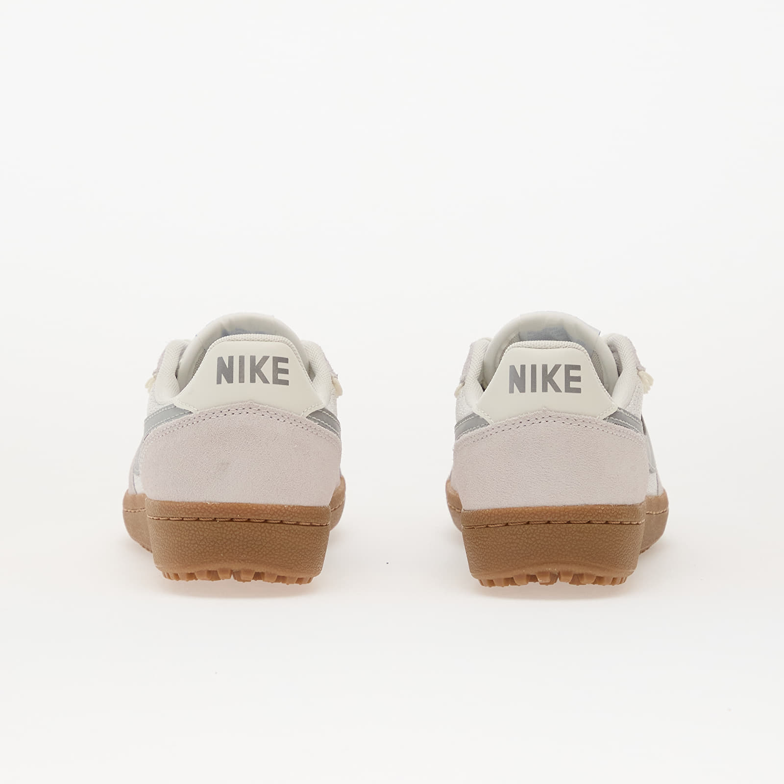 Sneakers og sko til kvinder Nike Wmns Field General Platinum Tint/ Mtlc Silver-Vast Grey-Gum Med Brown-Sail-Celestine Blue