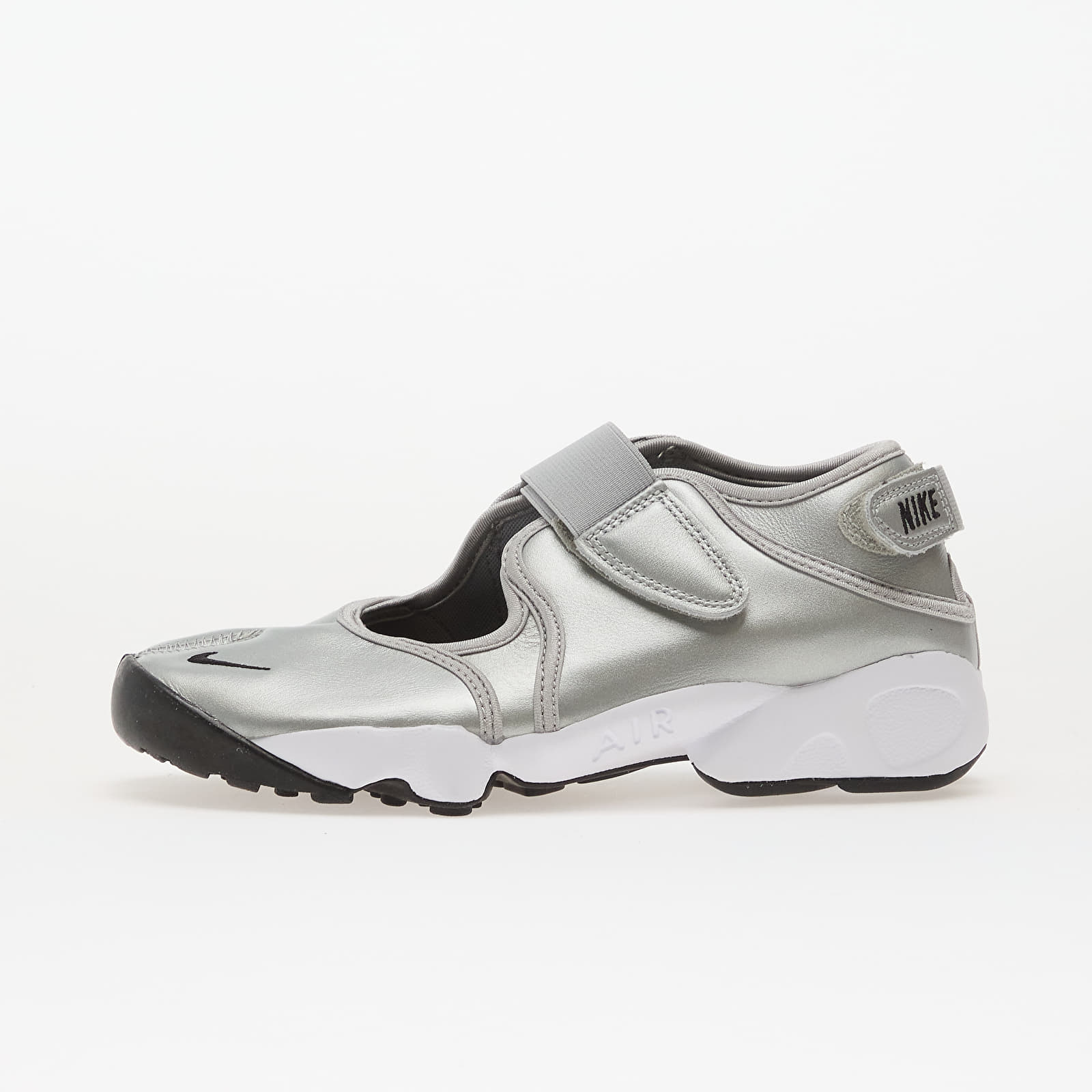 Γυναικεία παπούτσια Nike W Air Rift Mtlc Silver/ Sail-Black