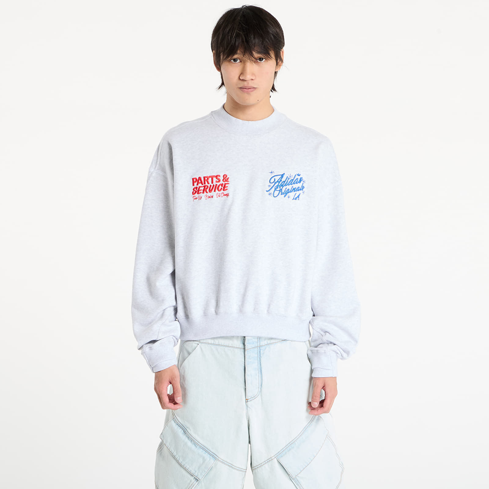 Men's sweatshirts adidas Santa Monica Crewneck UNISEX Light Grey Heather/ Black