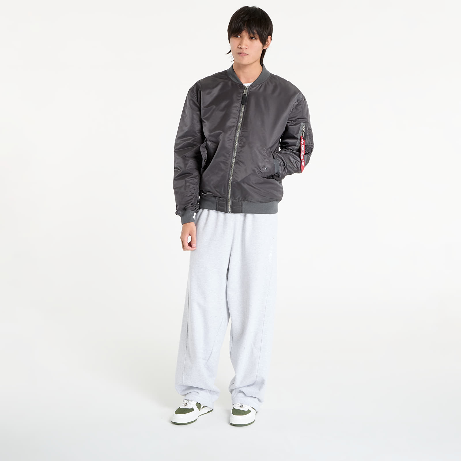 Herren-Bomber Alpha Industries MA-1 CS Bomber Jacket Vintage Grey