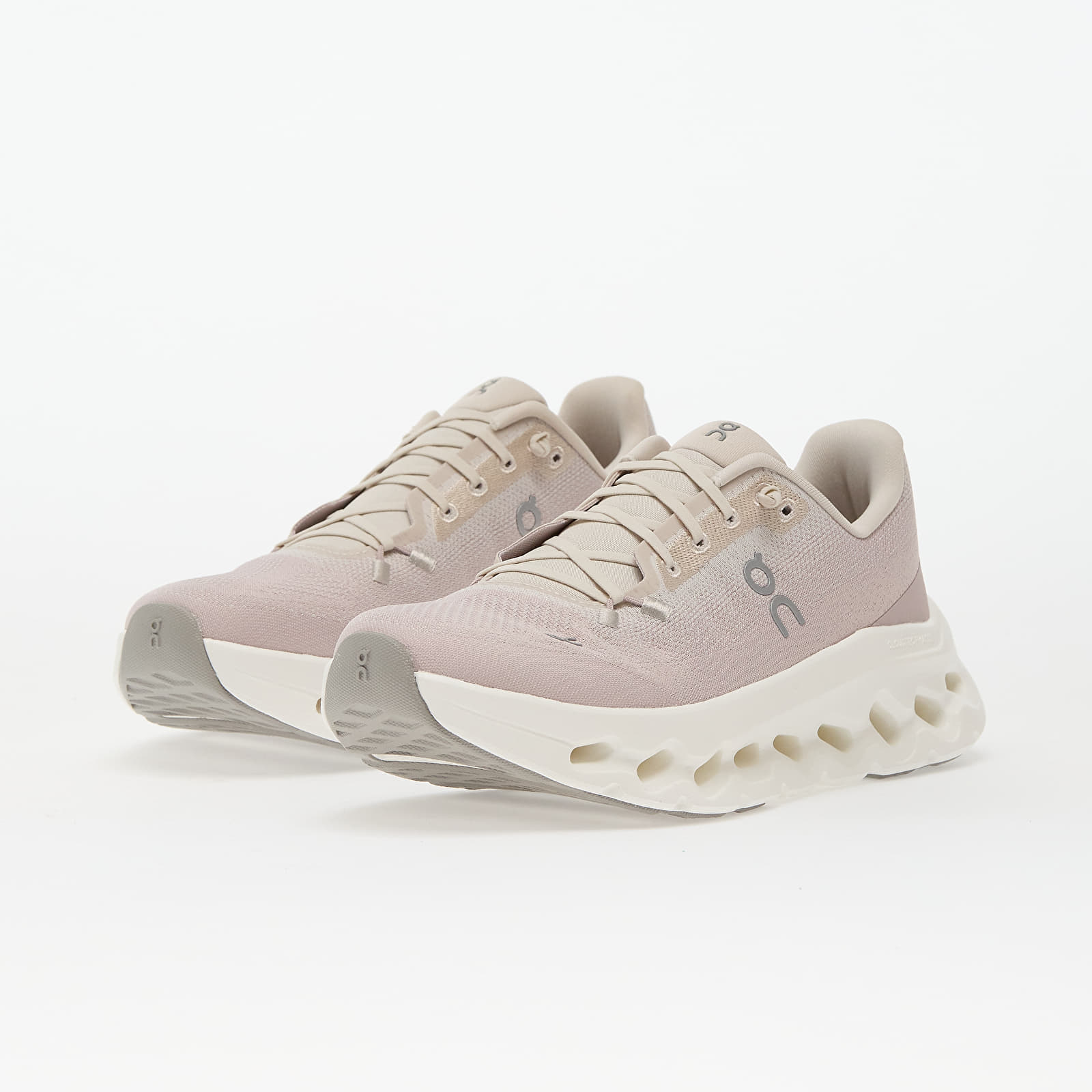 Women's sneakers and shoes On W Cloudtilt Pearl/ Fade