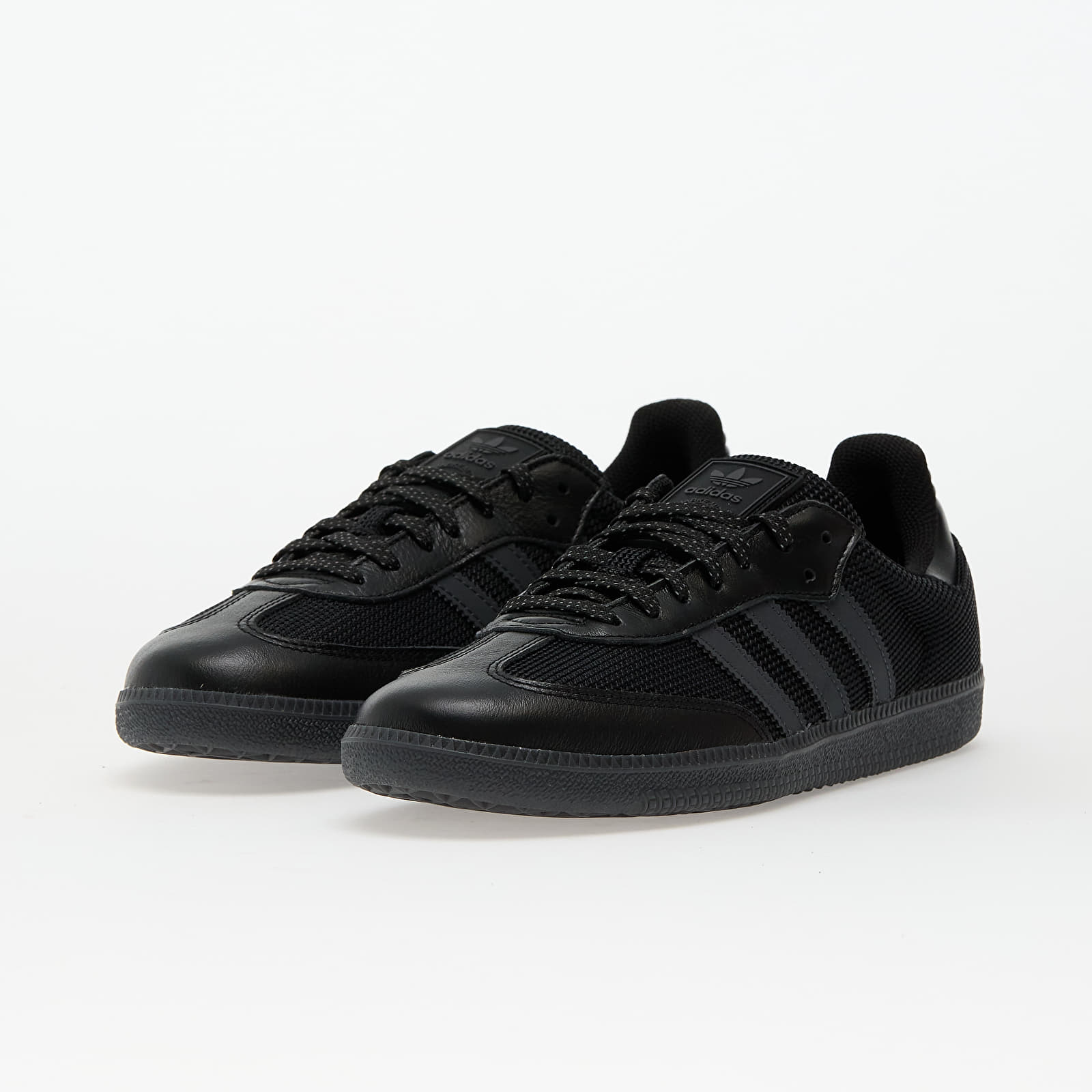Men's sneakers and shoes adidas Samba Og Core Black/ Carbon/ Silver Metallic