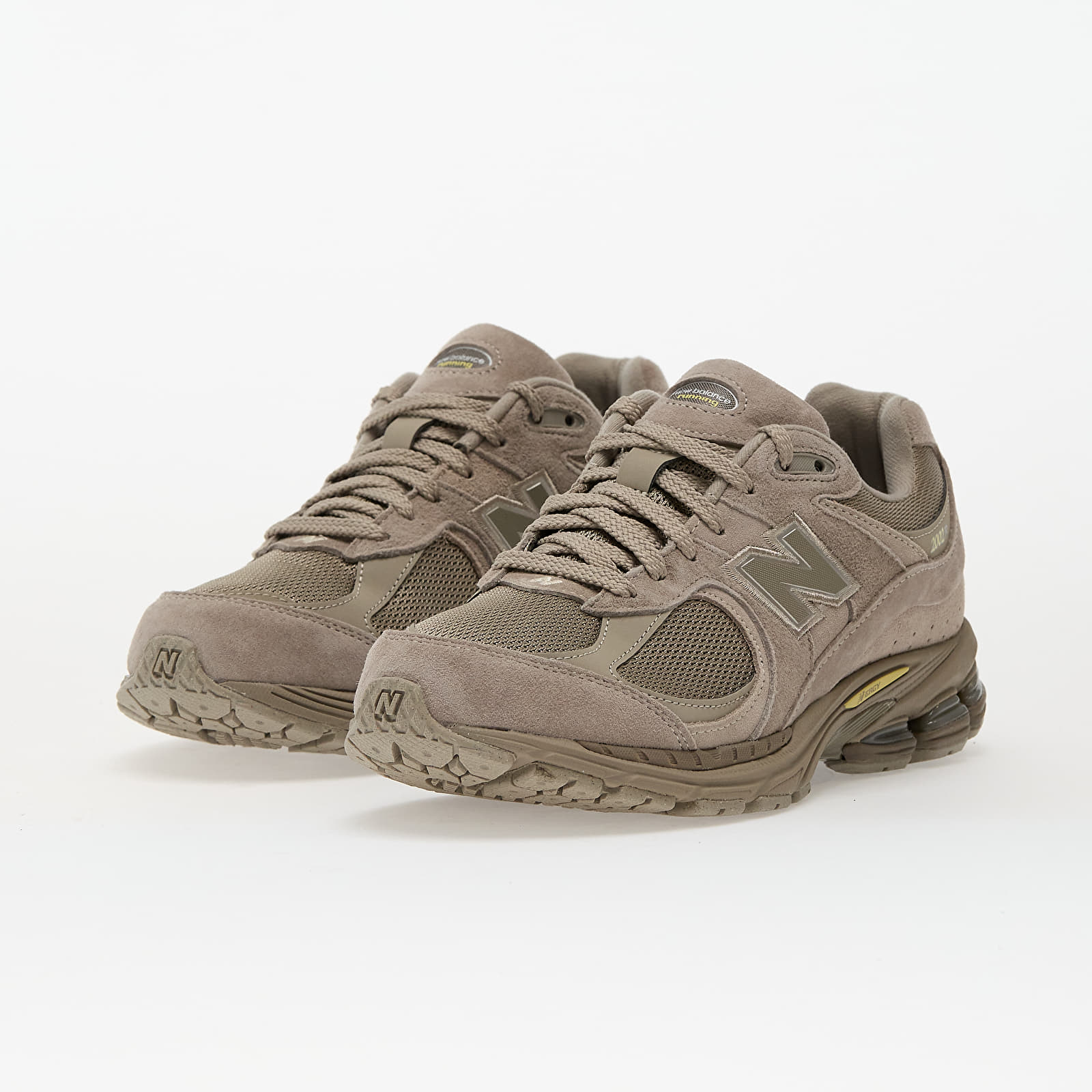 Men's sneakers and shoes New Balance 2002R Arid Stone