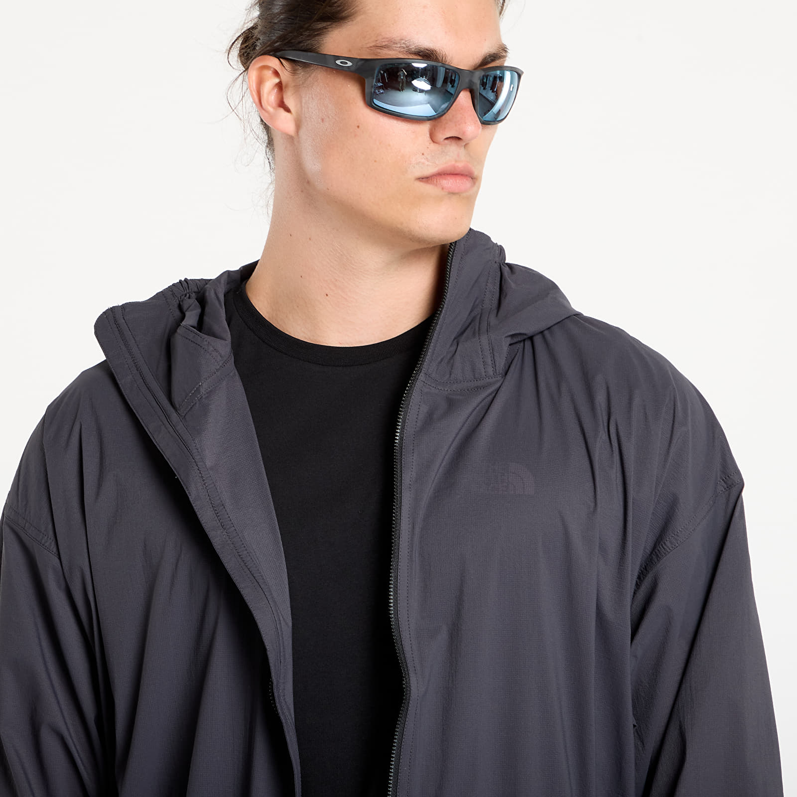 Men's jackets The North Face M Redbox Packable Hooded Wind Jacket Obsidian