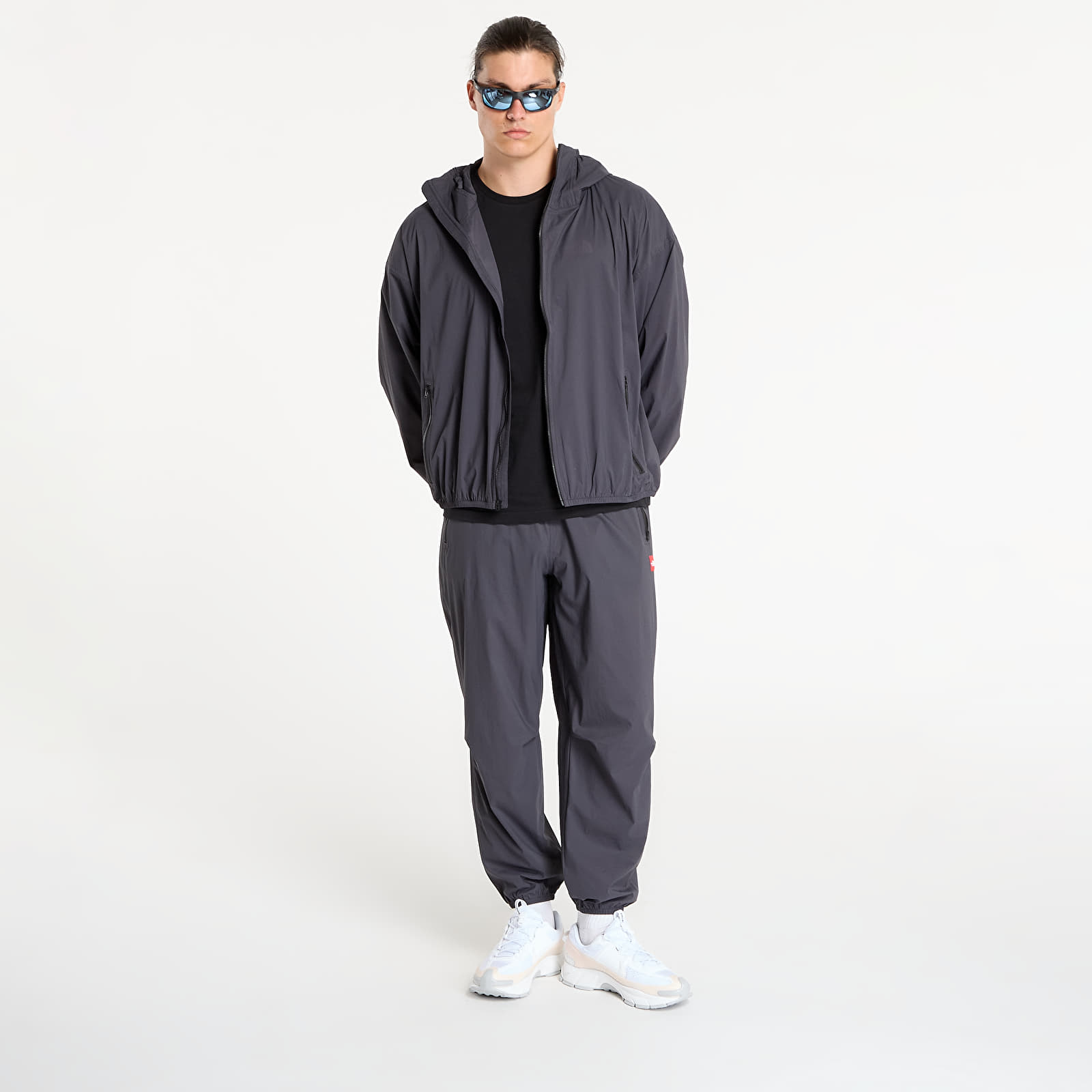 Men's jackets The North Face M Redbox Packable Hooded Wind Jacket Obsidian