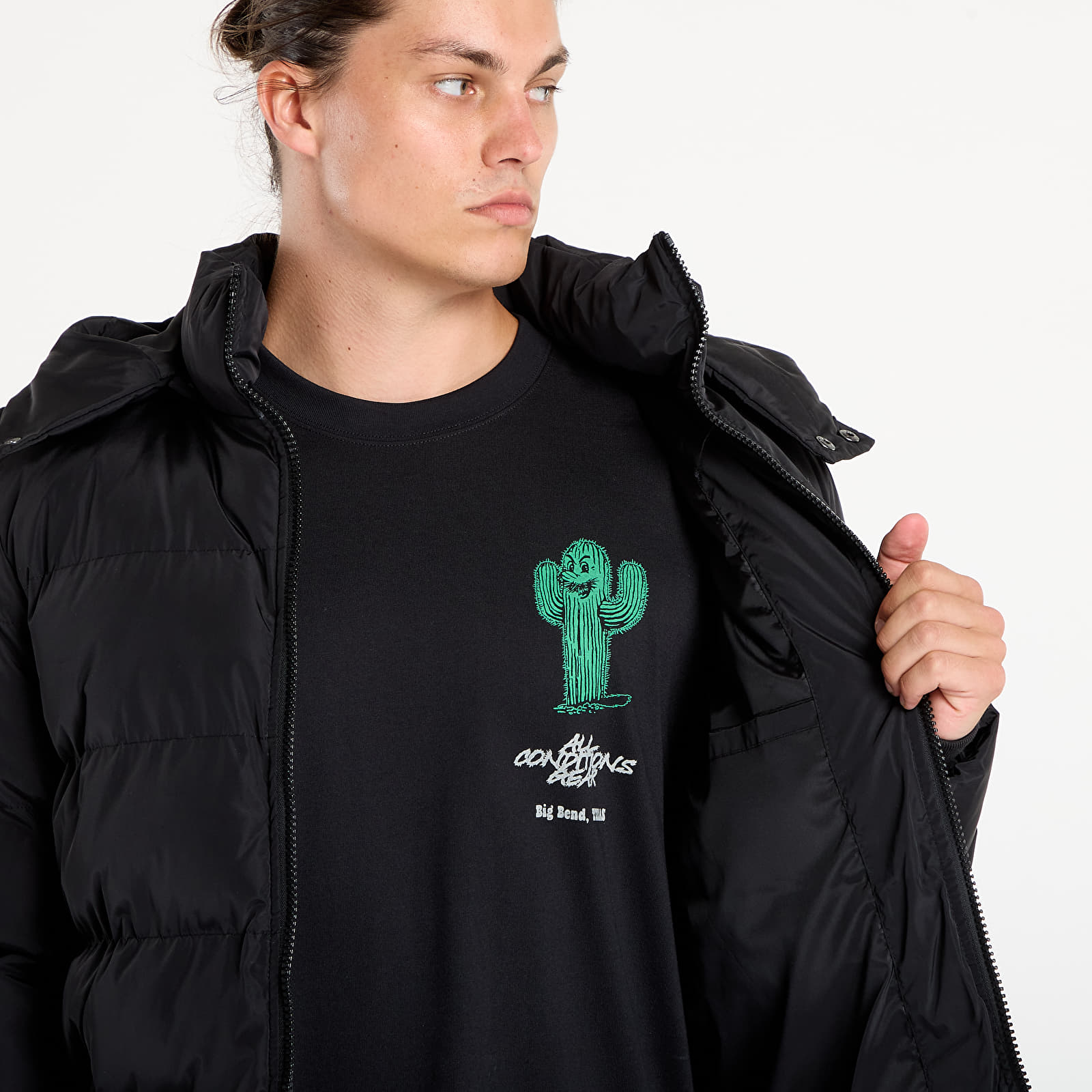 Jackets Urban Classics Hooded Puffer Jacket Black