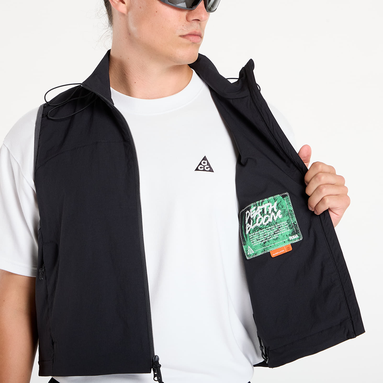 Men's vests Nike ACG "Death Bloom" Vest Black/ Anthracite/ Summit White