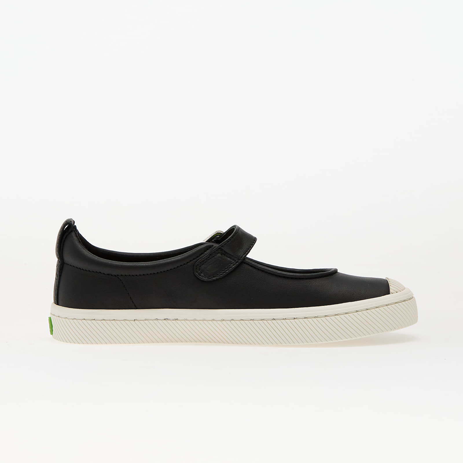 Women's sneakers and shoes Cariuma W Oca Mary Jane Black