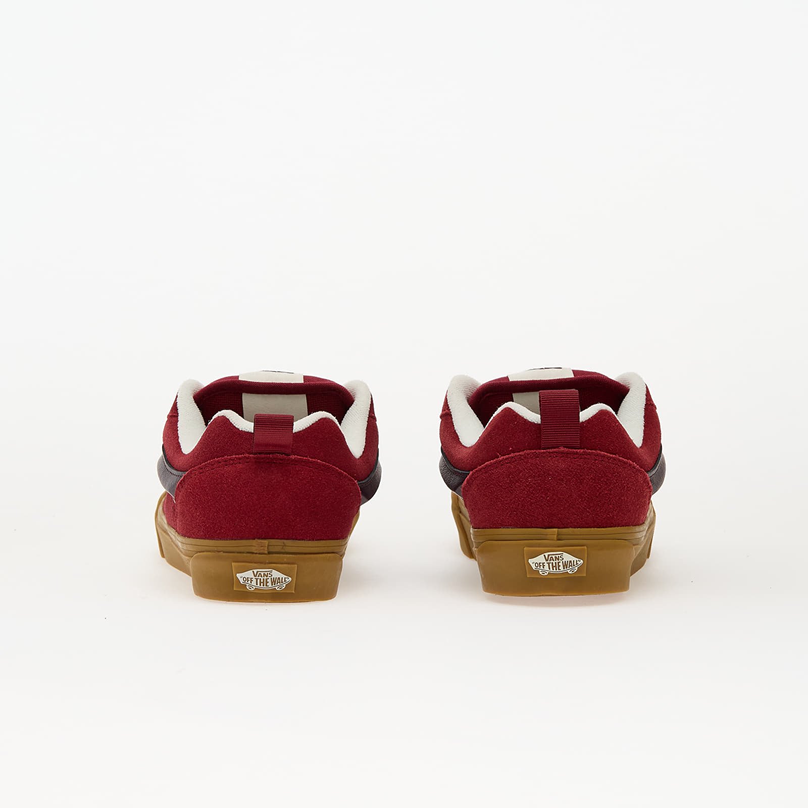 Men's sneakers and shoes Vans Knu Skool Gum Bordeaux