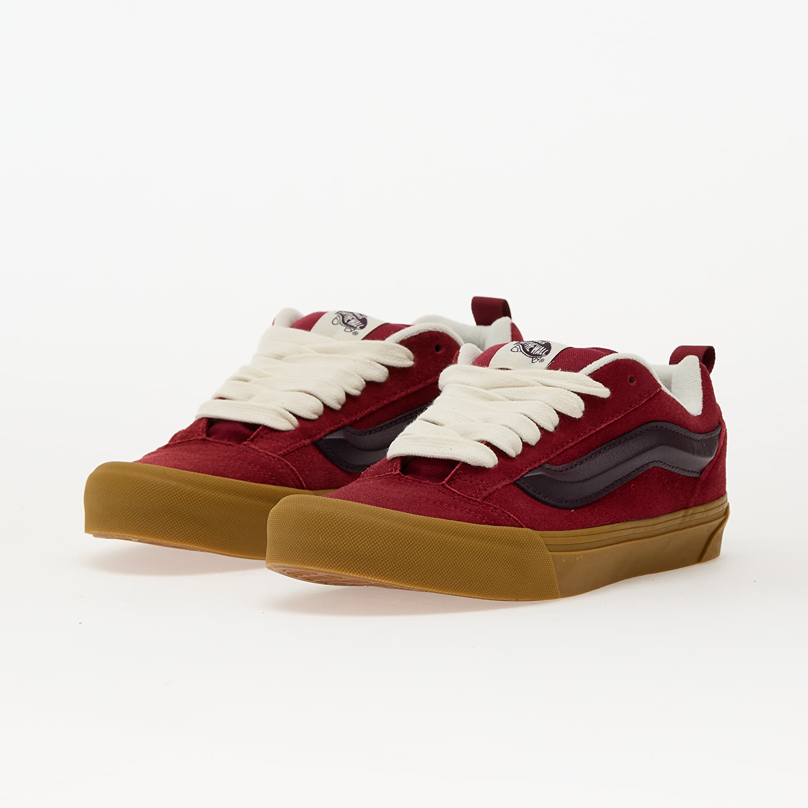 Men's sneakers and shoes Vans Knu Skool Gum Bordeaux